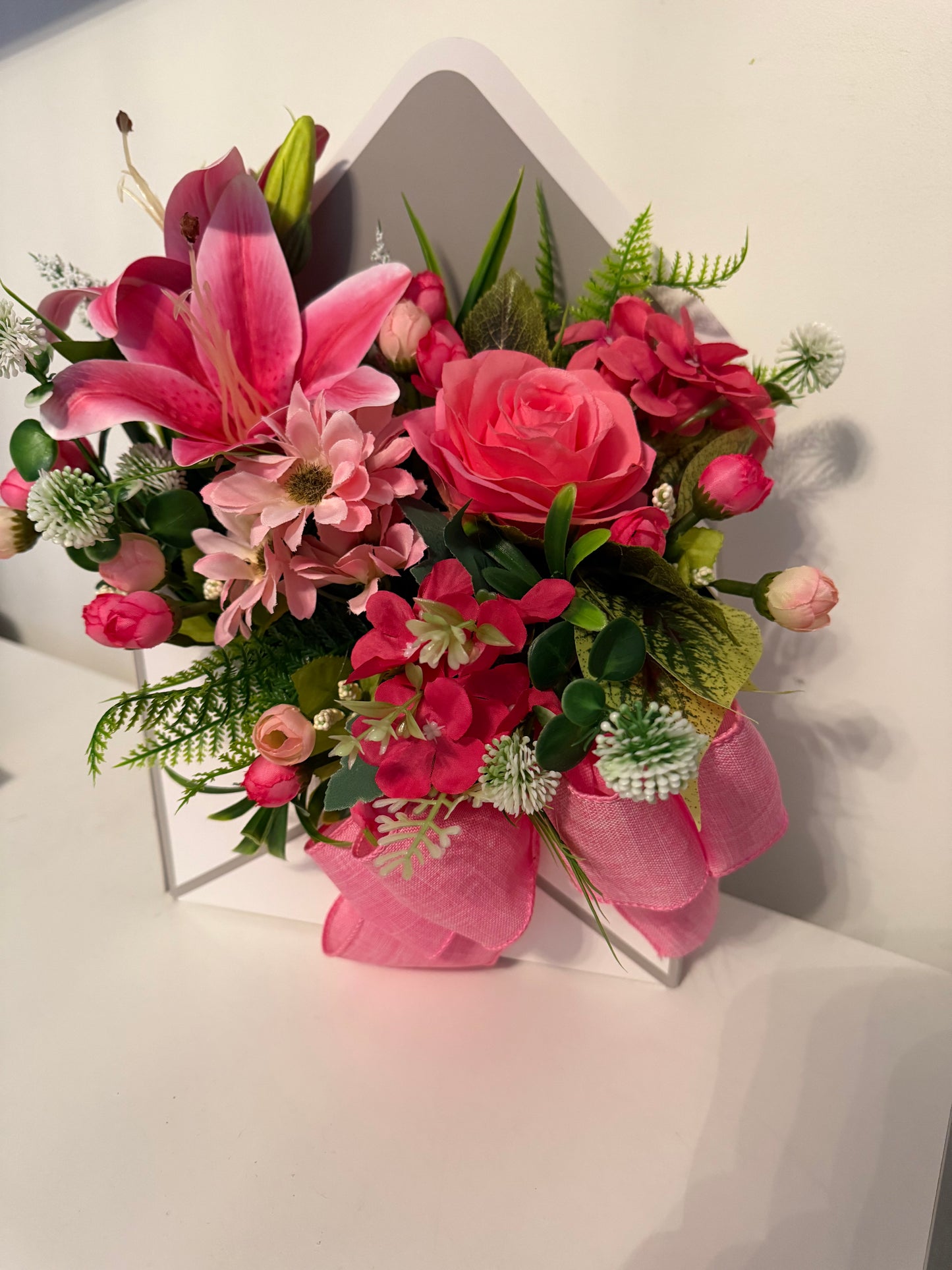 MOTHERS DAY ENVELOPE BOX PINK MIX