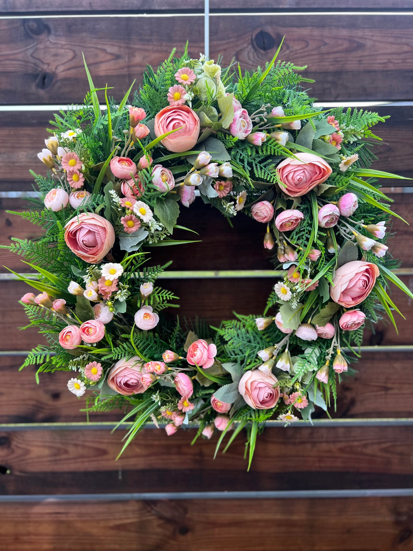 60cm BLUSH FOLIAGE DELUXE MIX WREATH