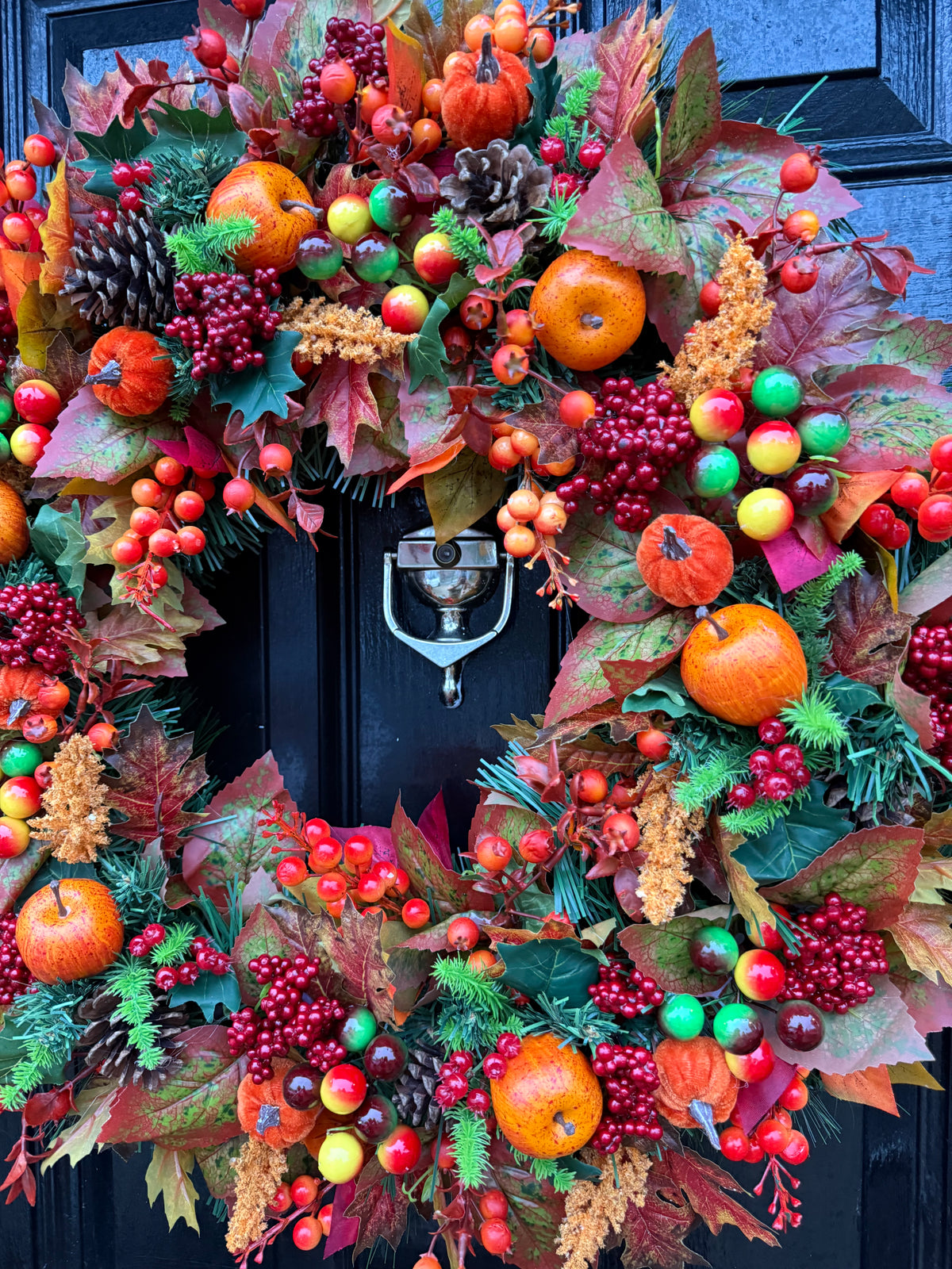 65cm DELUXE ORANGE VERY BERRY APPLE WOODLAND MIXED FOLIAGE AUTUMN WREATH