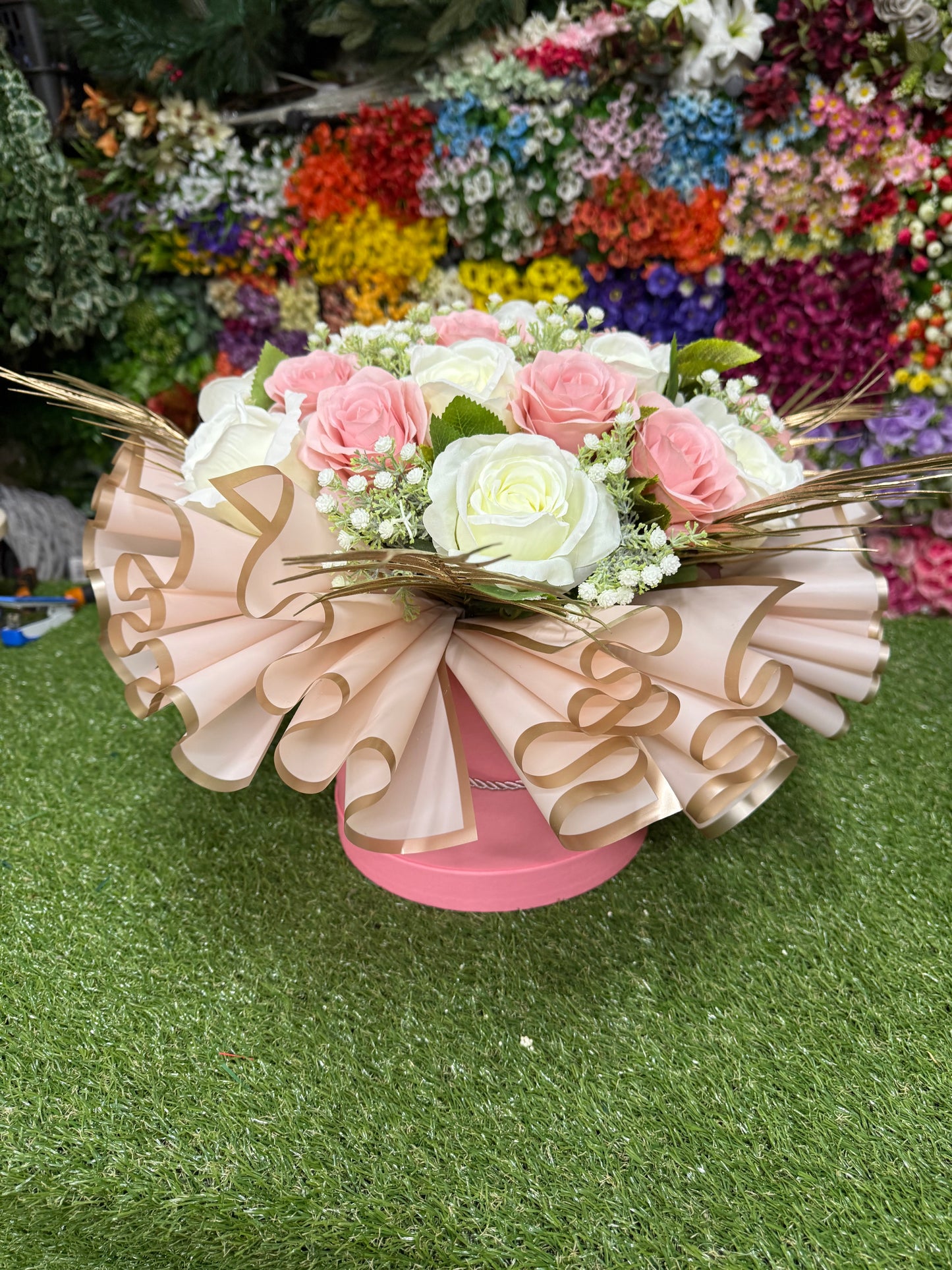 LARGE DELUXE MOTHERS DAY / GIFT HAT BOX