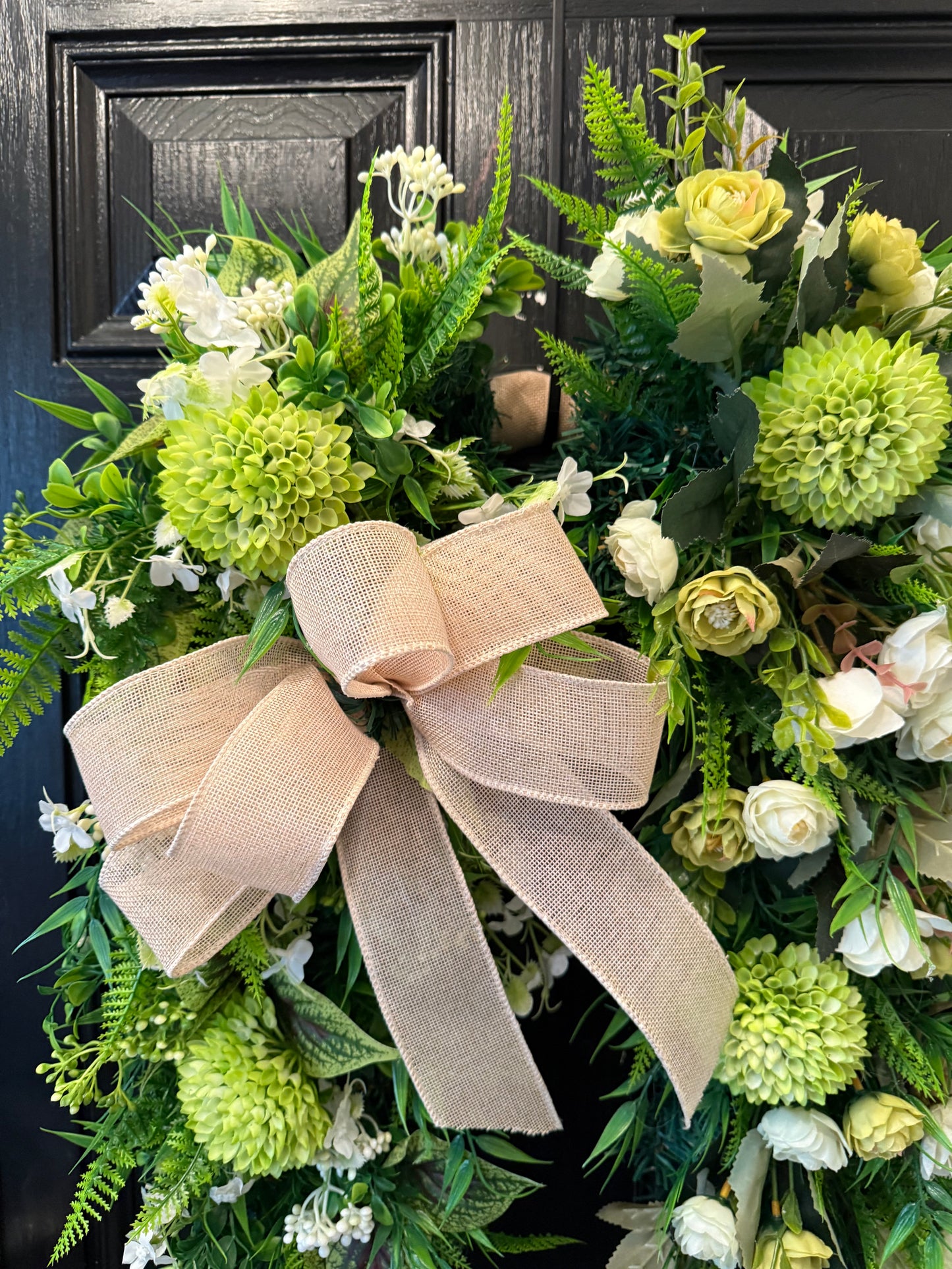 MIXED FOLIAGE SPRING / SUMMER HORSESHOE WREATH