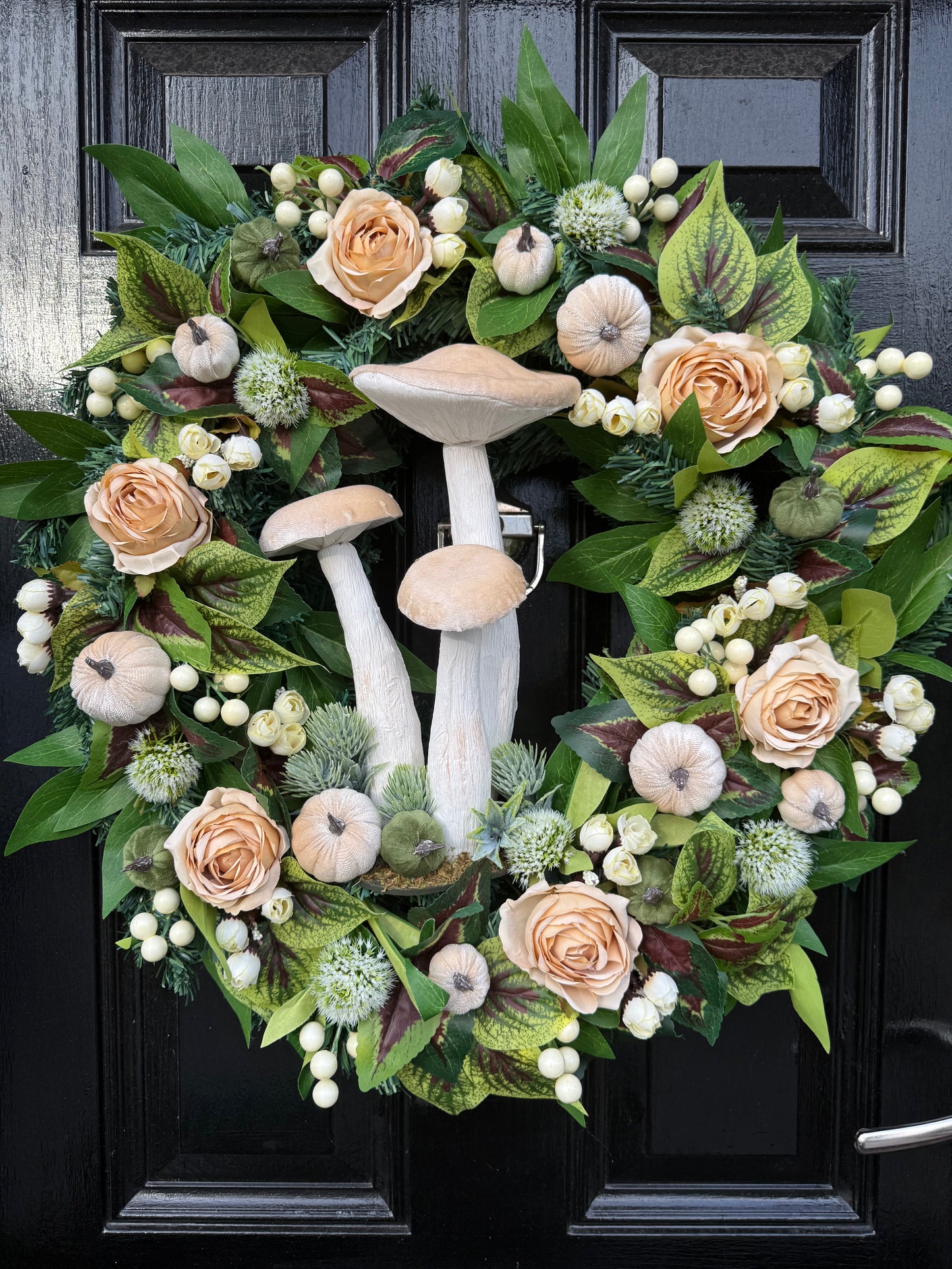 60cm DELUXE GIANT NEUTRAL IVORY TOADSTOOL  WOODLAND MIXED FOLIAGE AUTUMN WREATH