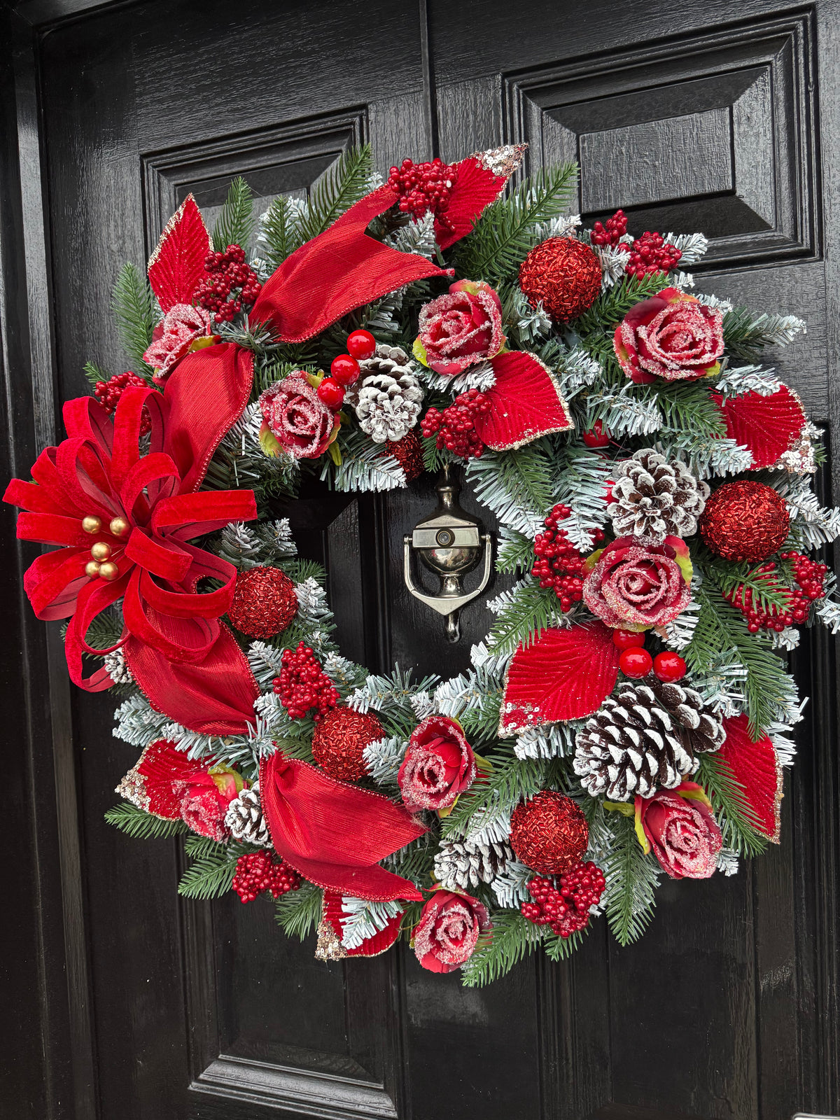 60cm DELUXE FOLIAGE RED TRADITIONAL FLOWER BURST  WREATH - IMMEDIATE DESPATCH