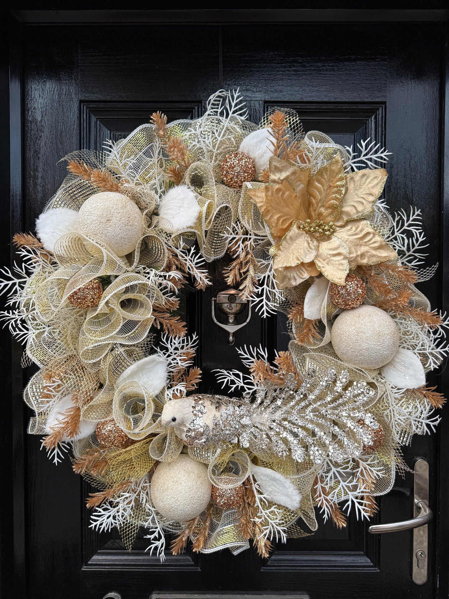 65cm DELUXE TURTLE DOVE GOLD/ IVORY GLITTER WREATH - DESPATCH EARLY OCTOBER
