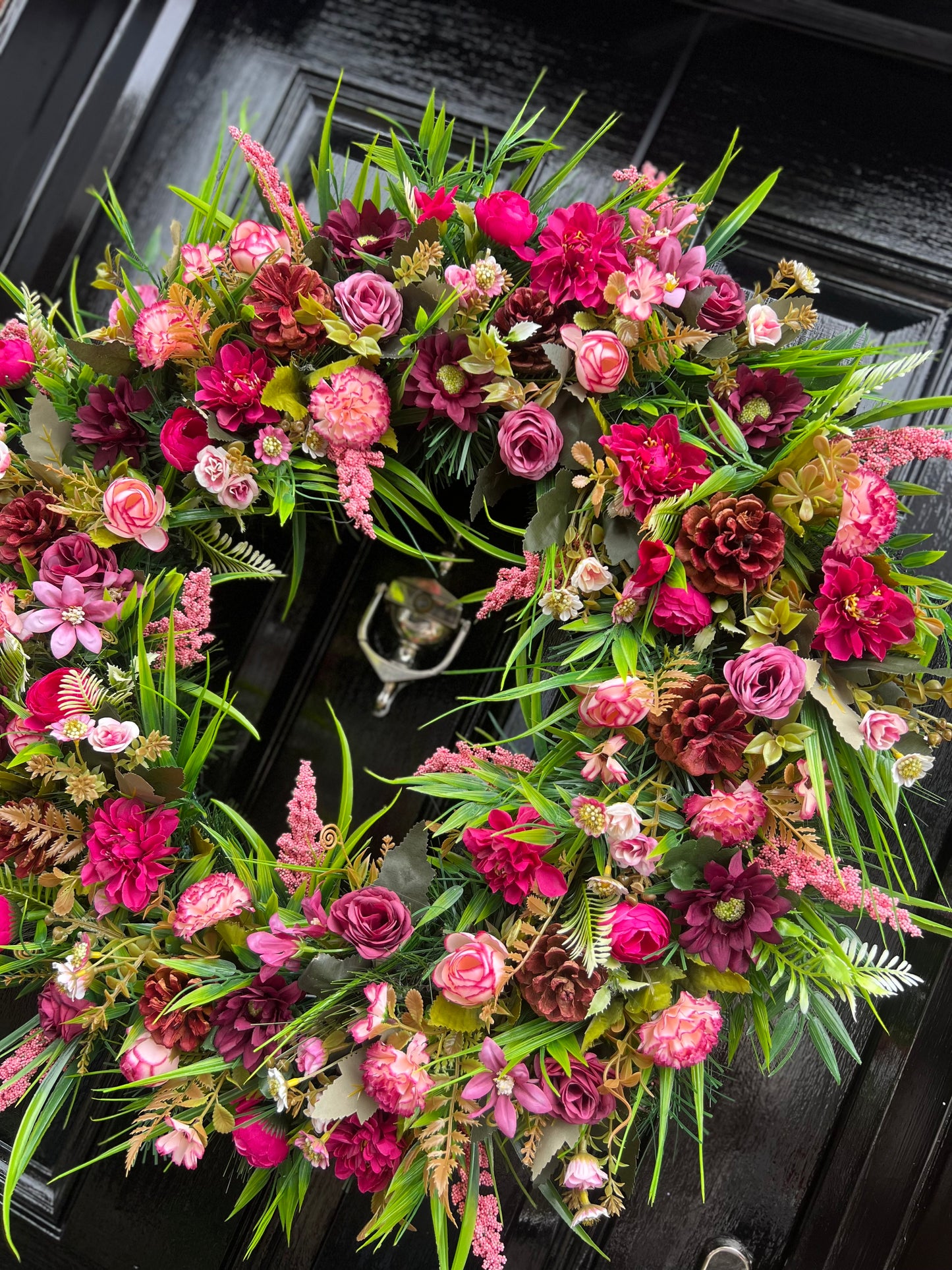 DELUXE XL AUTUMN PINKS WREATH 65cm