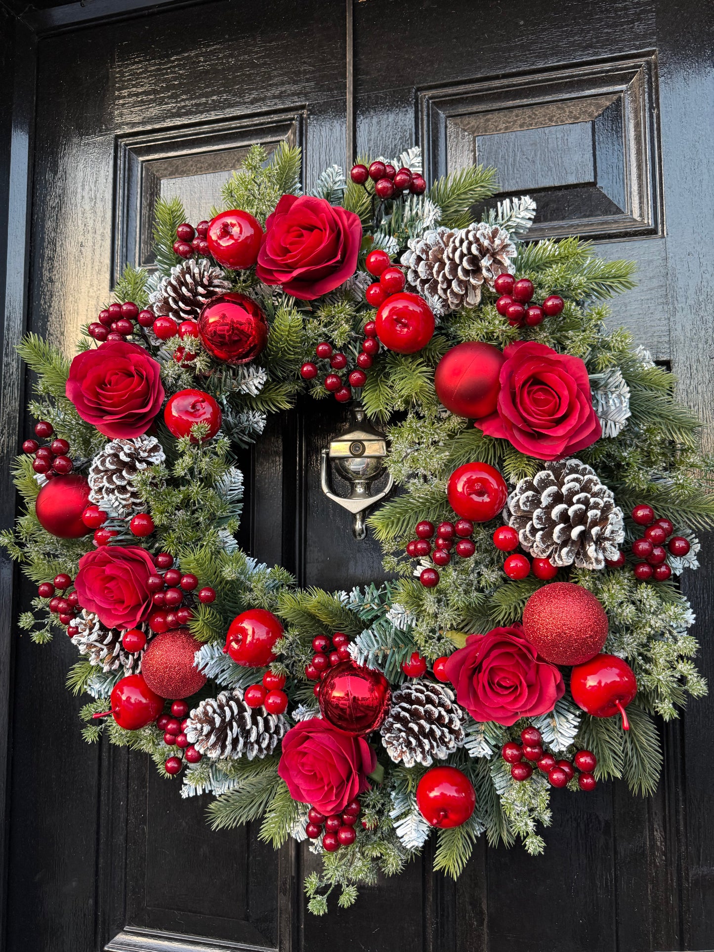60cm DELUXE TRADITIONAL ROSE BERRY APPLE FOLIAGE WREATH