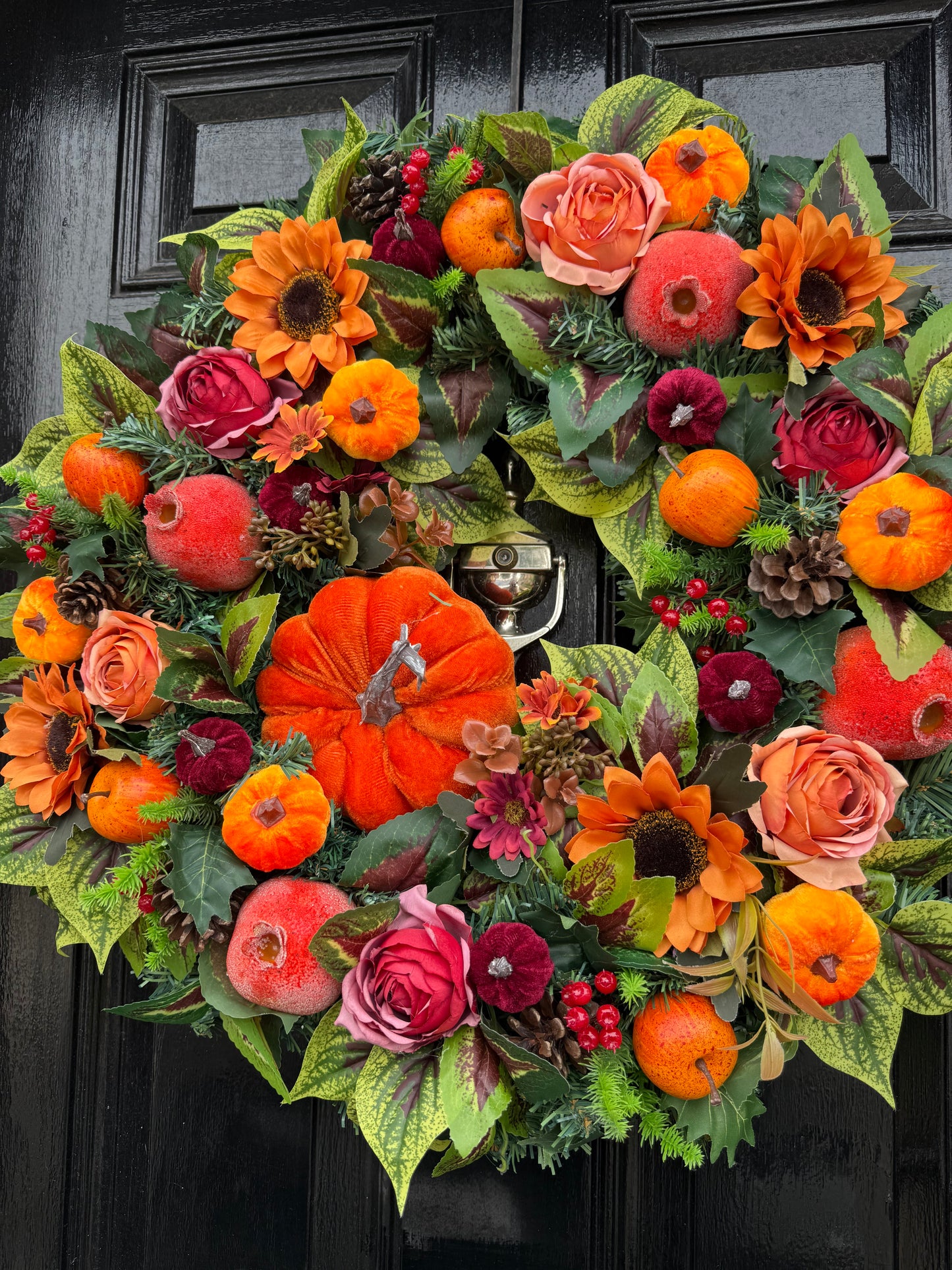 60cm DELUXE BURGUNDY & ORANGE PUMPKIN WOODLAND MIXED FOLIAGE AUTUMN WREATH