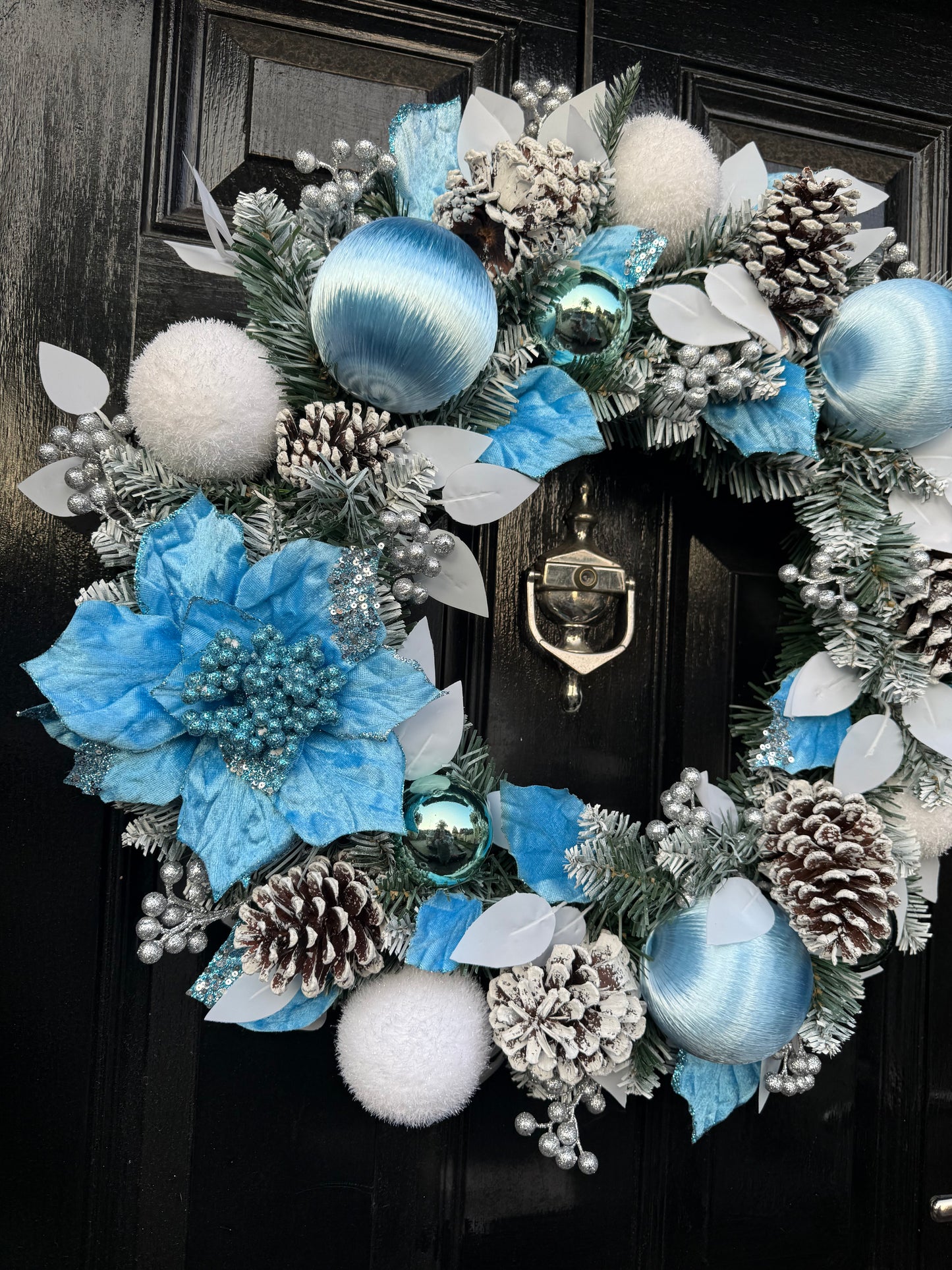 60cm FROSTED ICE BLUE & WHITE WREATH - IMMEDIATE DESPATCH