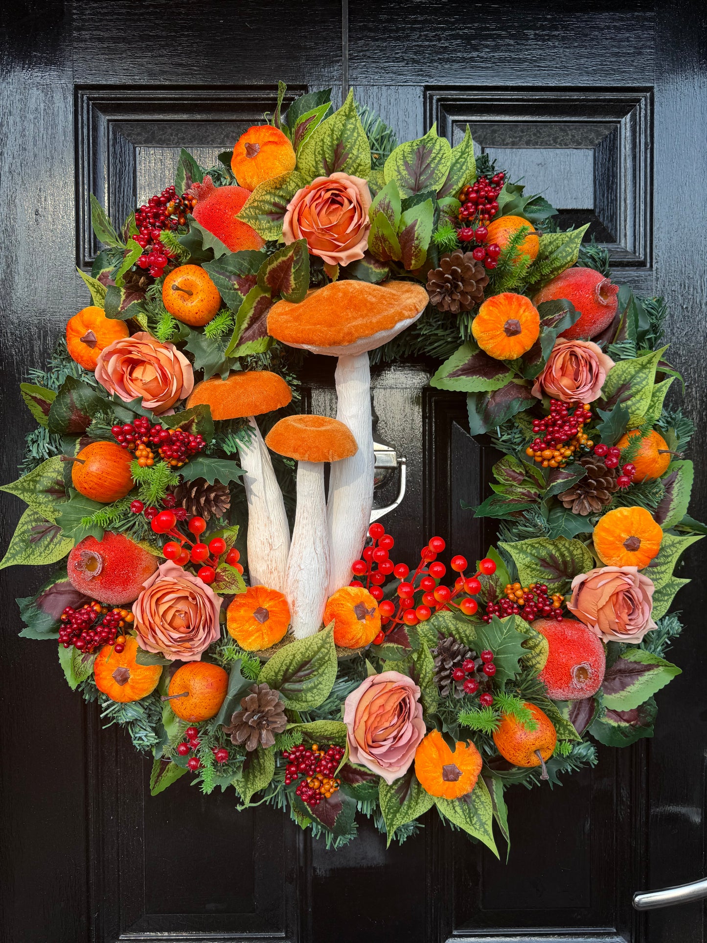 60cm DELUXE GIANT ORANGE TOADSTOOL  WOODLAND MIXED FOLIAGE AUTUMN WREATH