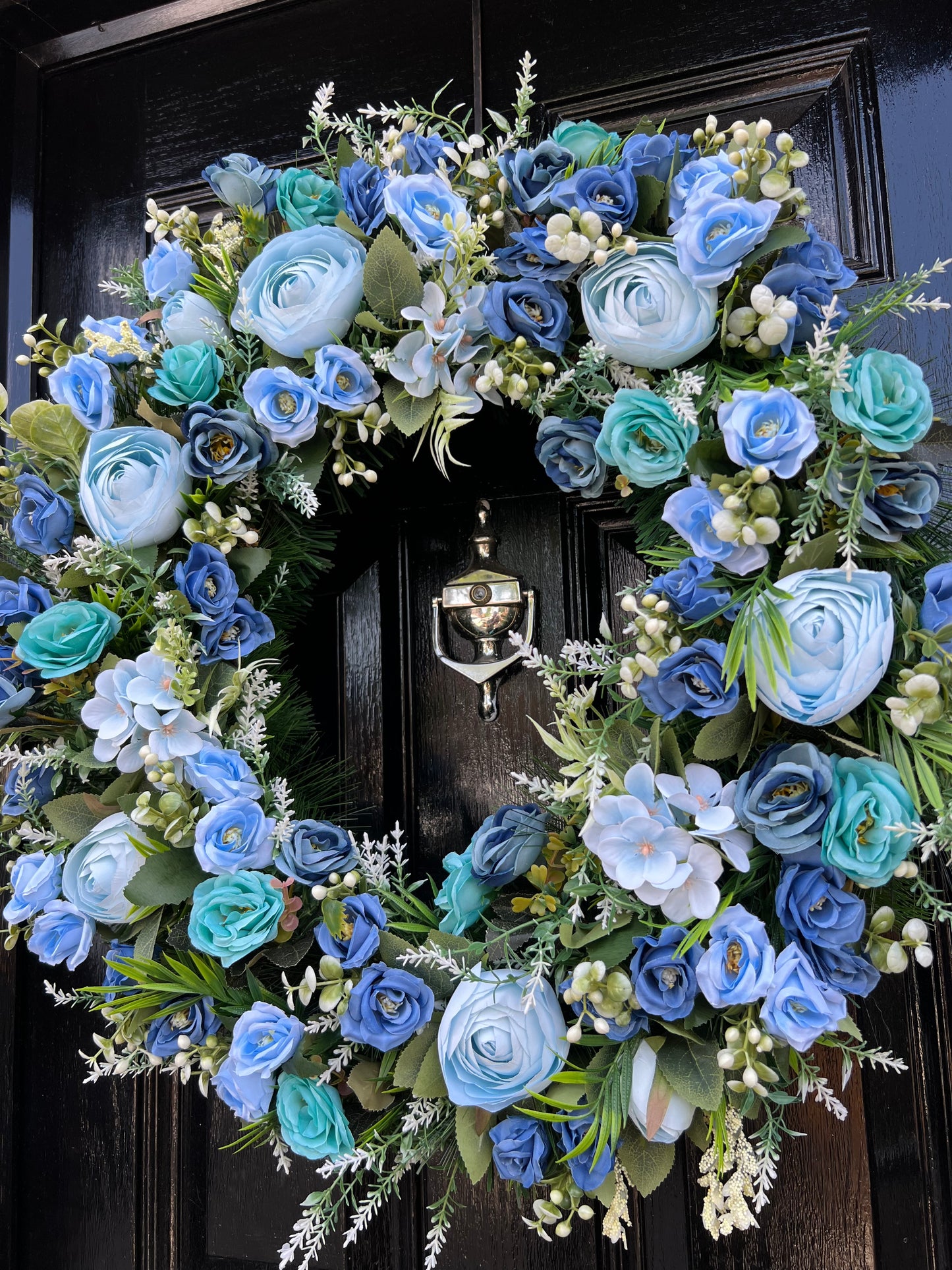 65cm DELUXE BLUE MIXED FOLIAGE ANY SEASON WREATH