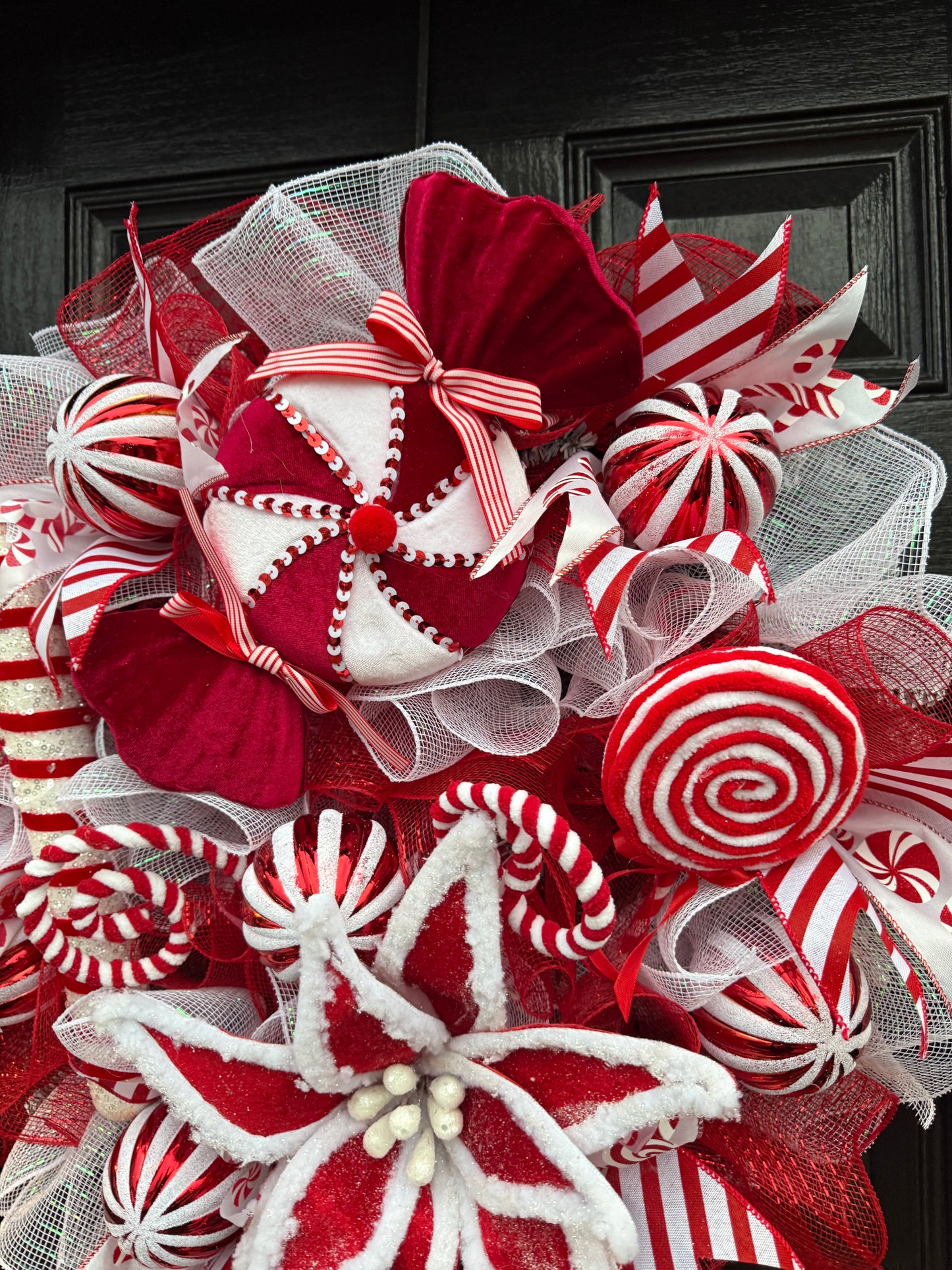 65cm DELUXE MIXED CANDY CANE WREATH