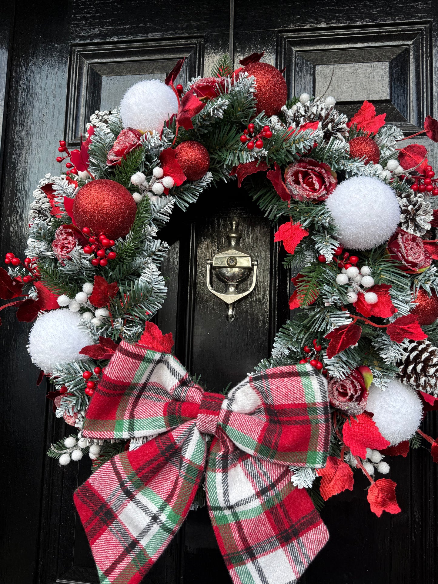 60cm TARTAN BOW TRADITIONAL WREATH - IMMEDIATE DESPATCH