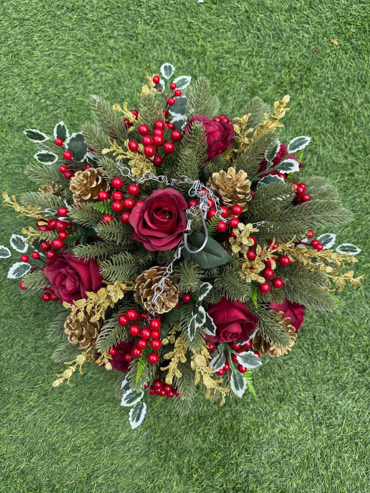 DISPATCH LATE OCTOBER - 12inch ROUND BURGUNDY GOLD GLITTER  CHRISTMAS HANGING BASKET