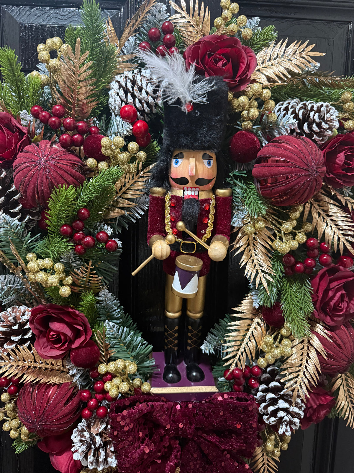 60cm DELUXE BURGUNDY GOLD SEQUIN BOW NUTCRACKER WREATH