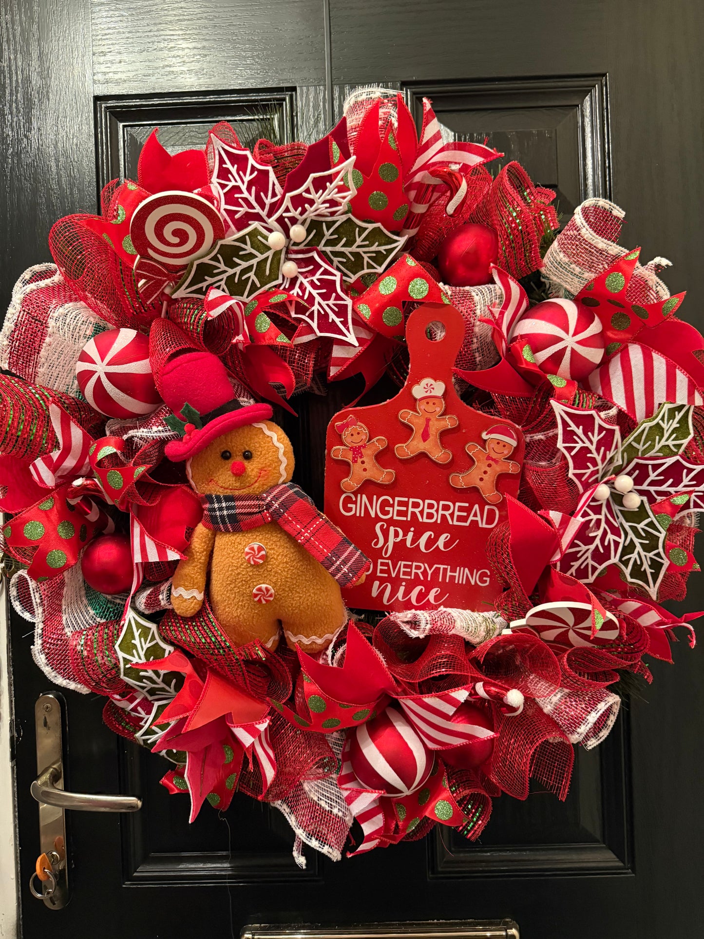 65cm DELUXE GINGERBREAD SPICE BUT NICE CANDY MIXED WREATH - IMMEDIATE DESPATCH