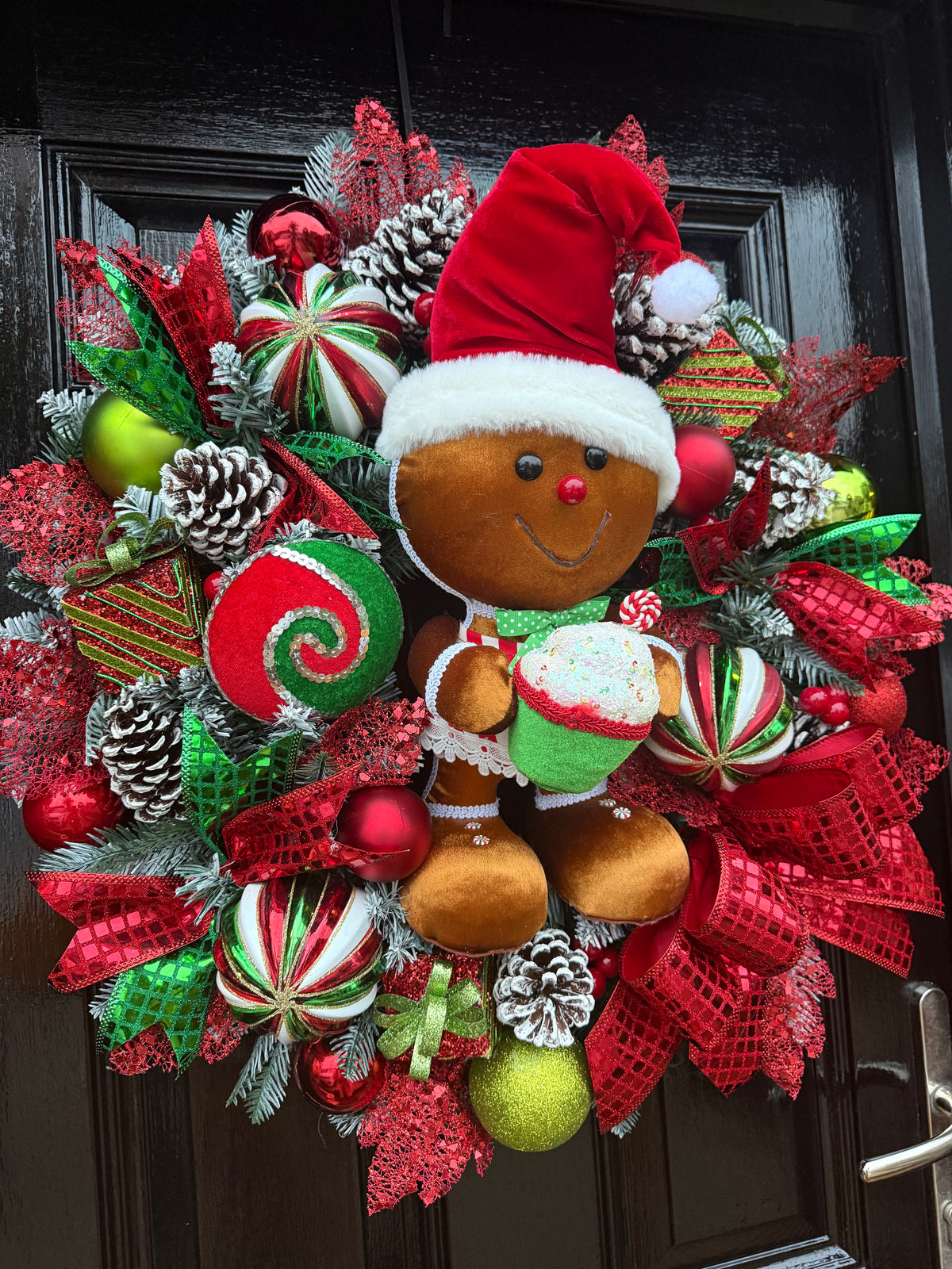 65cm DELUXE GINGEBREAD CANDYLAND MIXED WREATH
