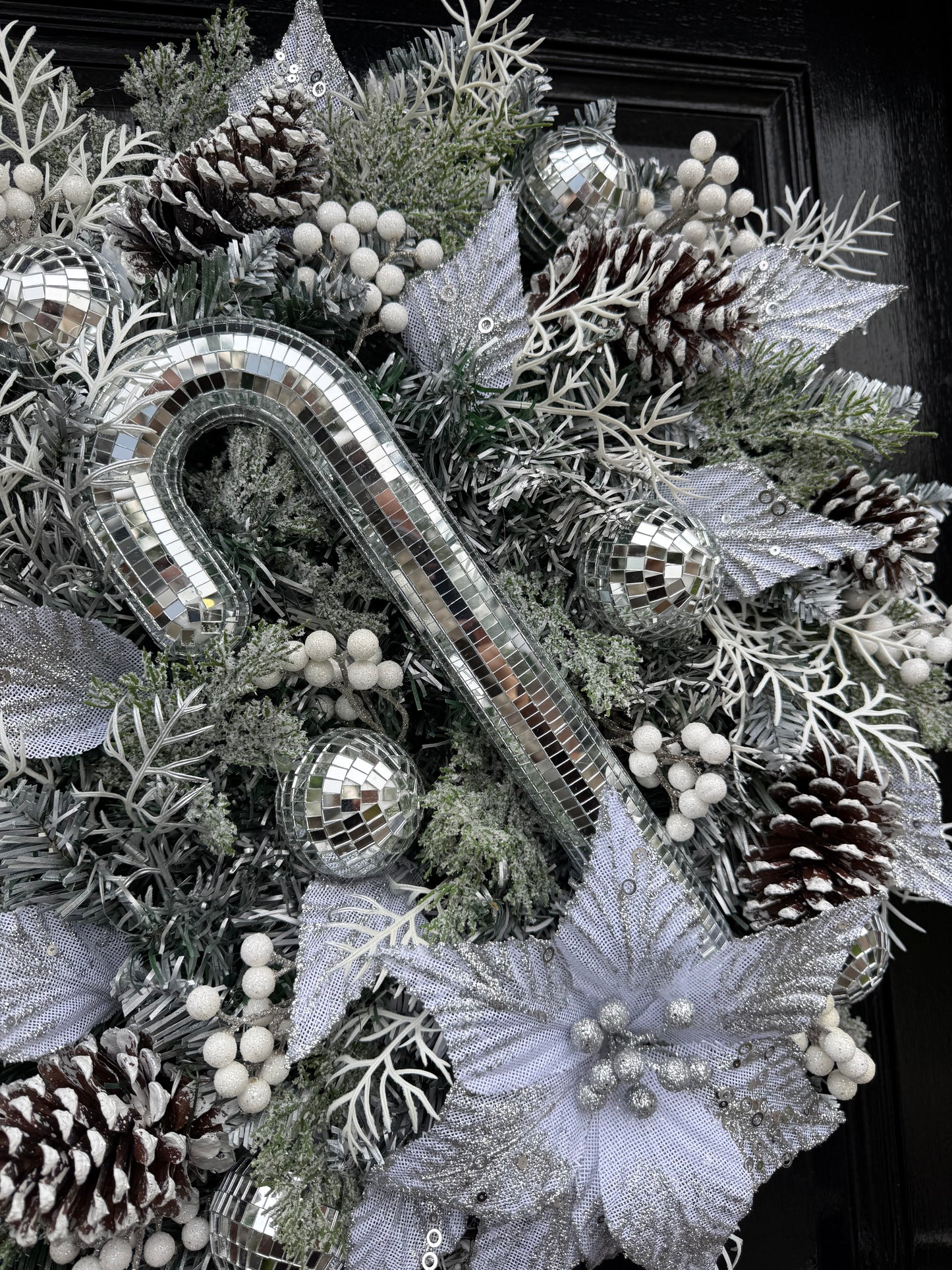 65cm SUPER DELUXE MIRROR BALL CANDY CANE GLITTER FOLIAGE FULL WREATH
