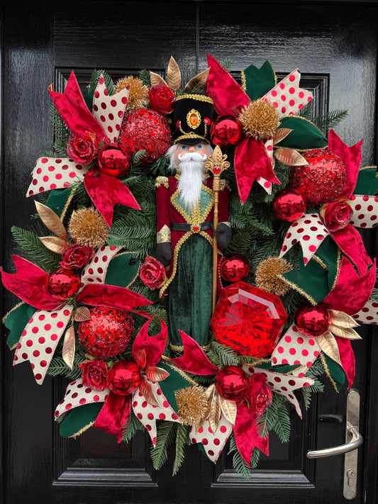 65cm DELUXE NUTCRACKER RED/GREEN WREATH
