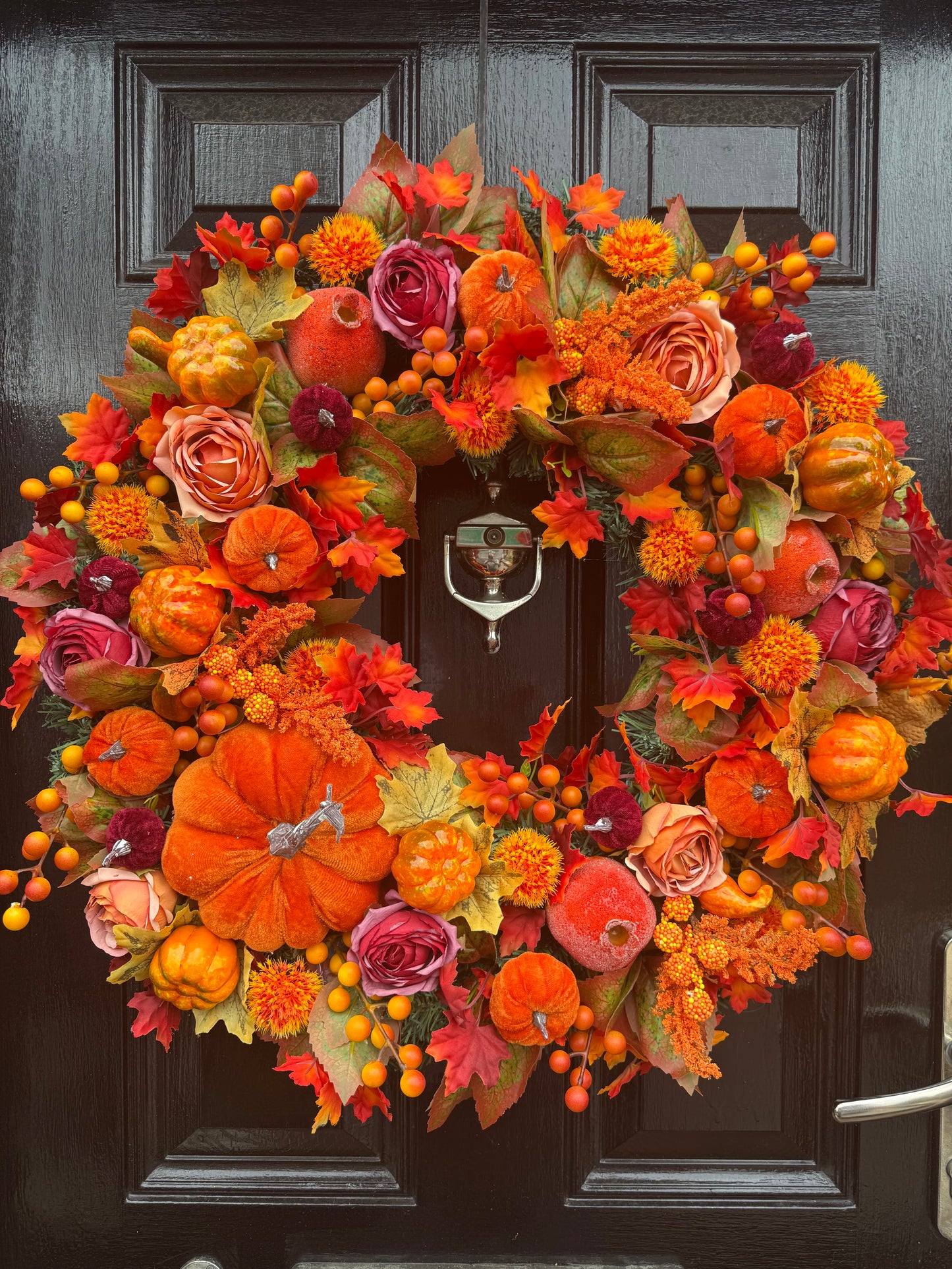 60cm DELUXE BURGUNDY & ORANGE PUMPKIN WOODLAND MIXED FOLIAGE AUTUMN WREATH