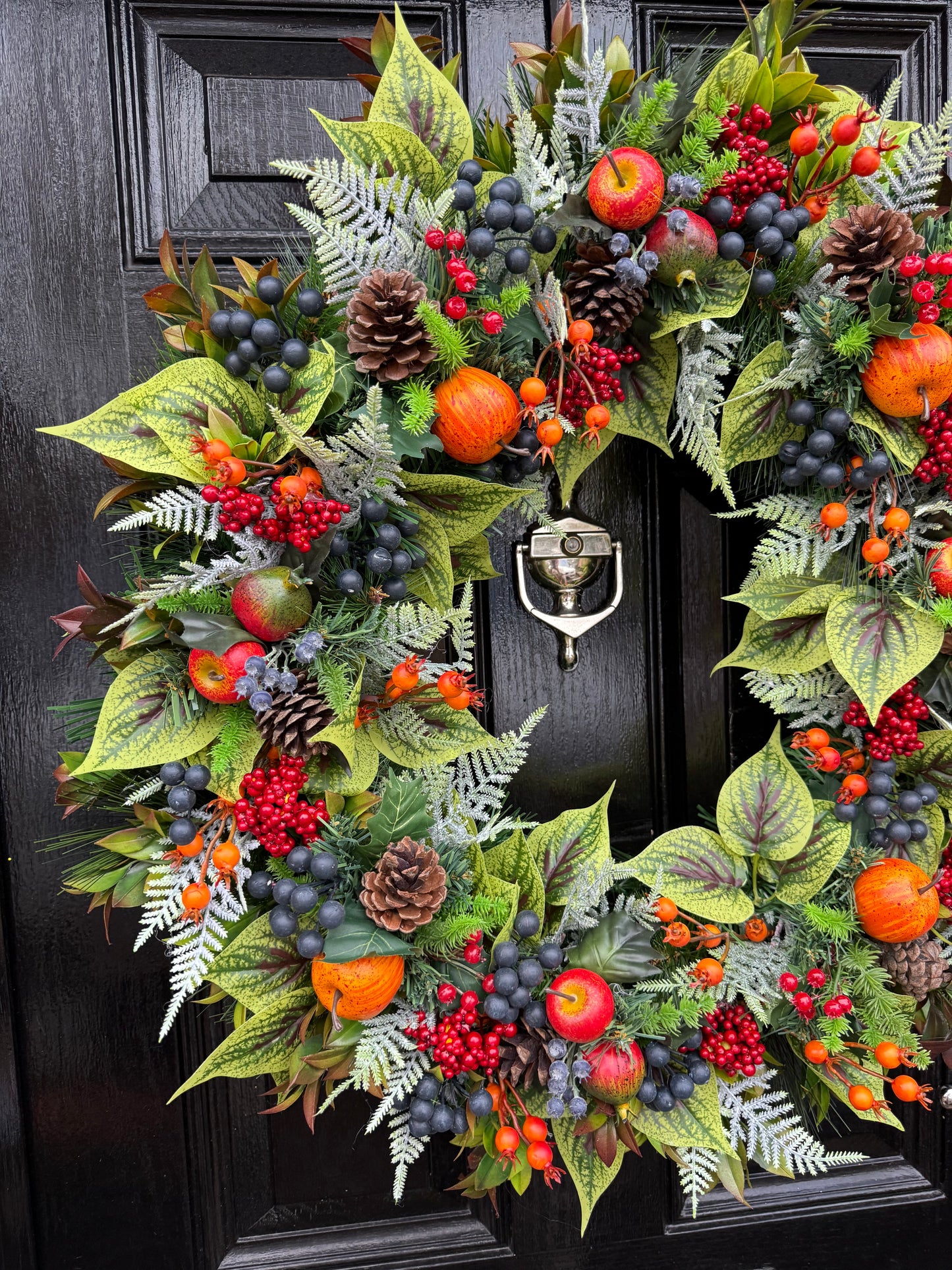 65cm DELUXE WOODLAND APPLE BERRY MIXED FOLIAGE AUTUMN WREATH