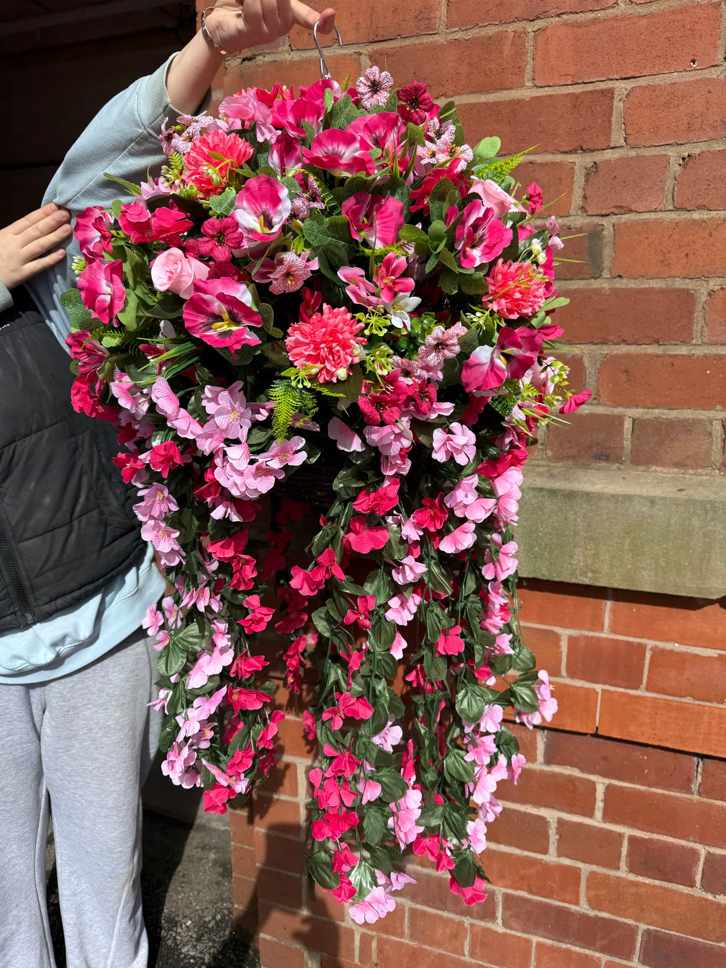 GIANT FLOWER BALL- PINK MIX 10-14 days dispatch