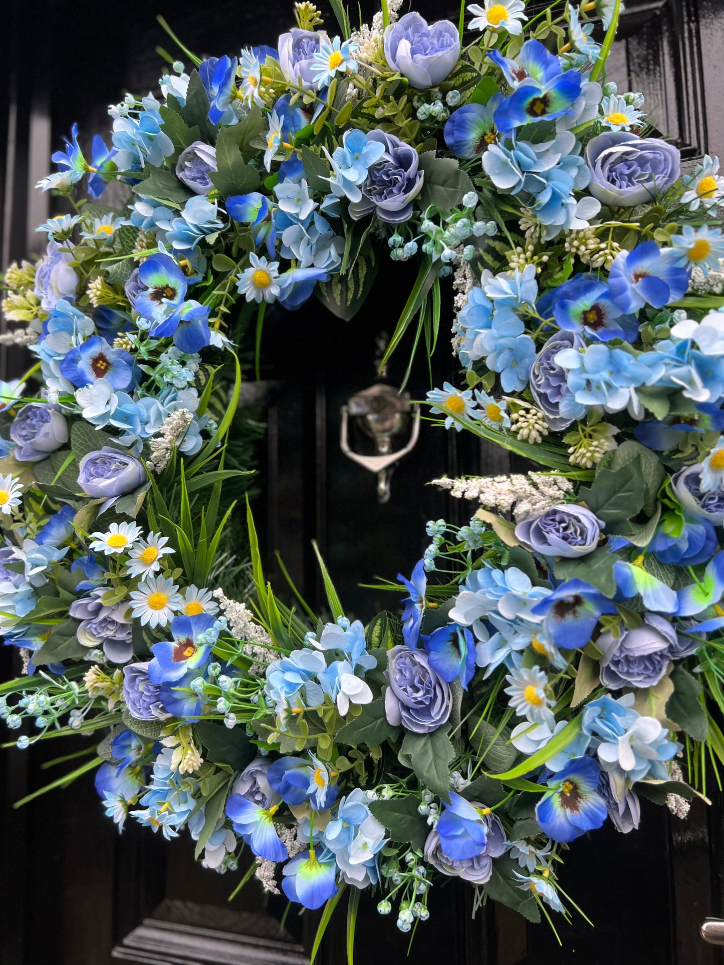 65cm BLUE SPRING MIX WREATH