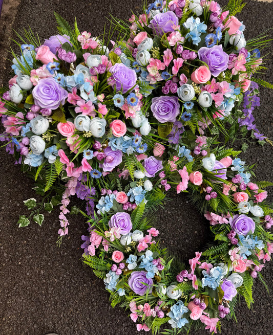 DEAL OF OF THE WEEK 2 XL DELUXE HANGING BASKETS & MATCHING XL DELUXE WREATH - PASTEL MIX