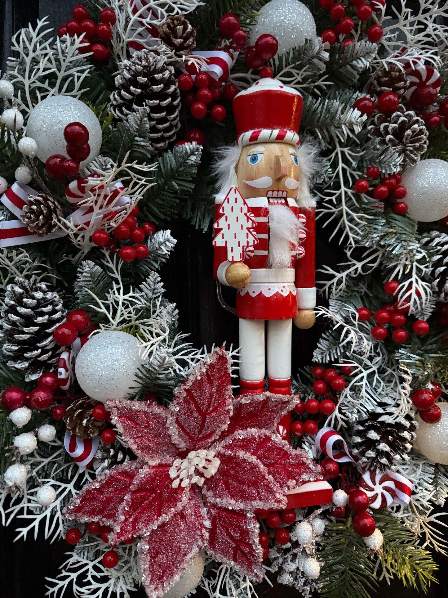 60cm DELUXE CANDY NUTCRACKER FOLIAGE BERRY WREATH