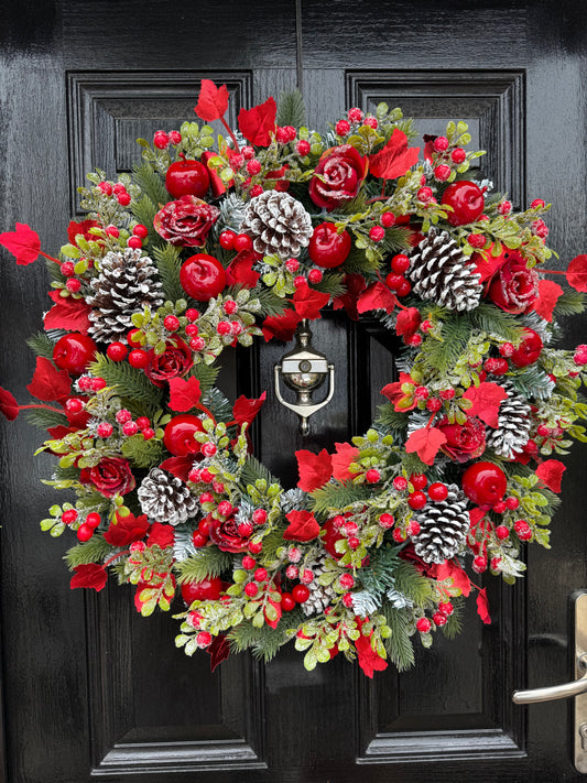60cm DELUXE TRADITIONAL ROSE BERRY APPLE FOLIAGE WREATH
