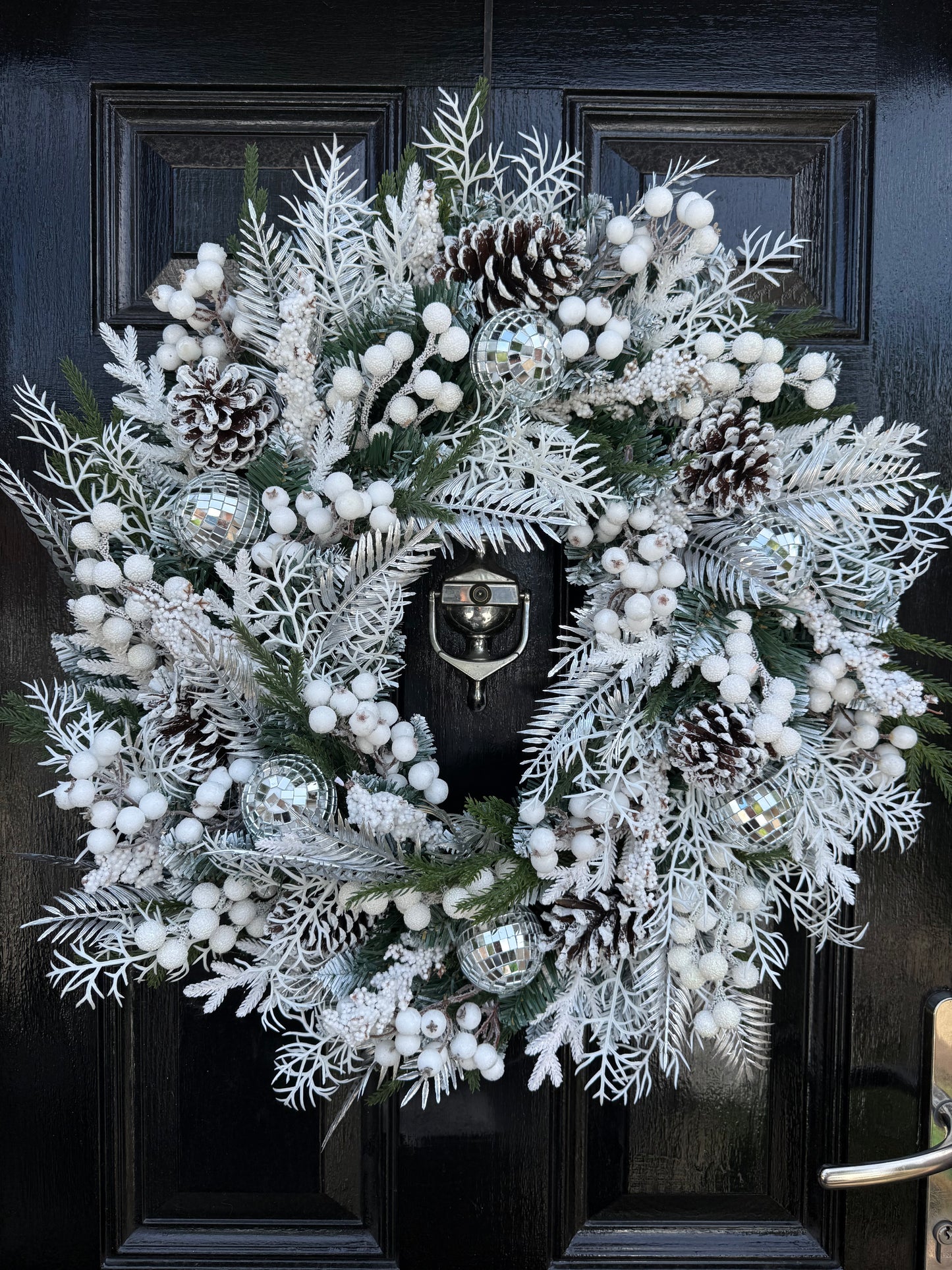 65cm DELUXE WINTER WONDERLAND MIRROR BALL WREATH - IMMEDIATE DESPATCH