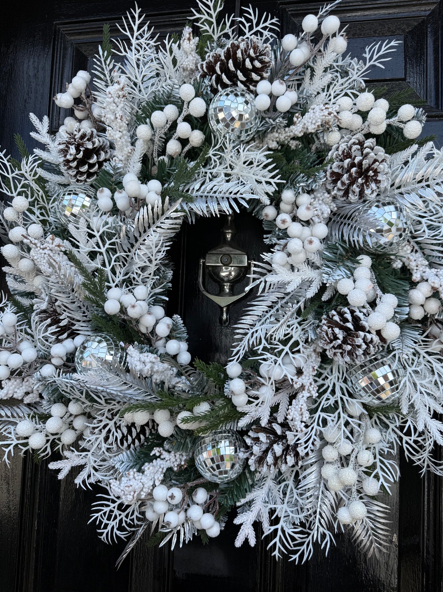 65cm DELUXE WINTER WONDERLAND MIRROR BALL WREATH - IMMEDIATE DESPATCH