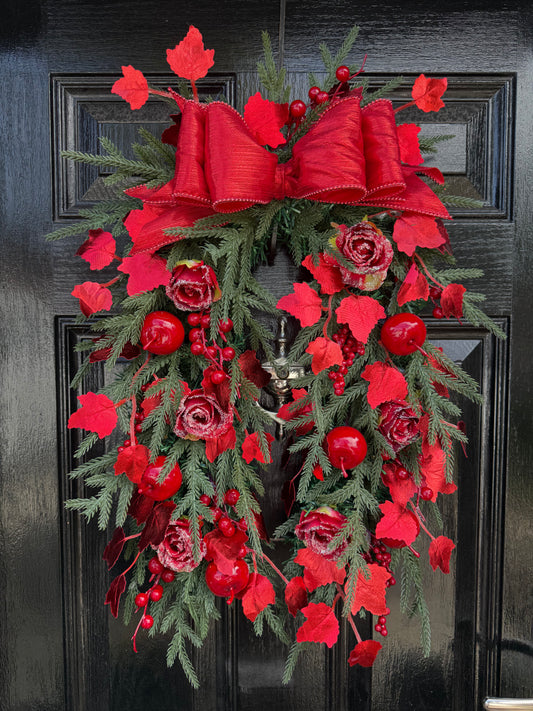 DELUXE RED BERRY ROSE HORSESHOE SWAG