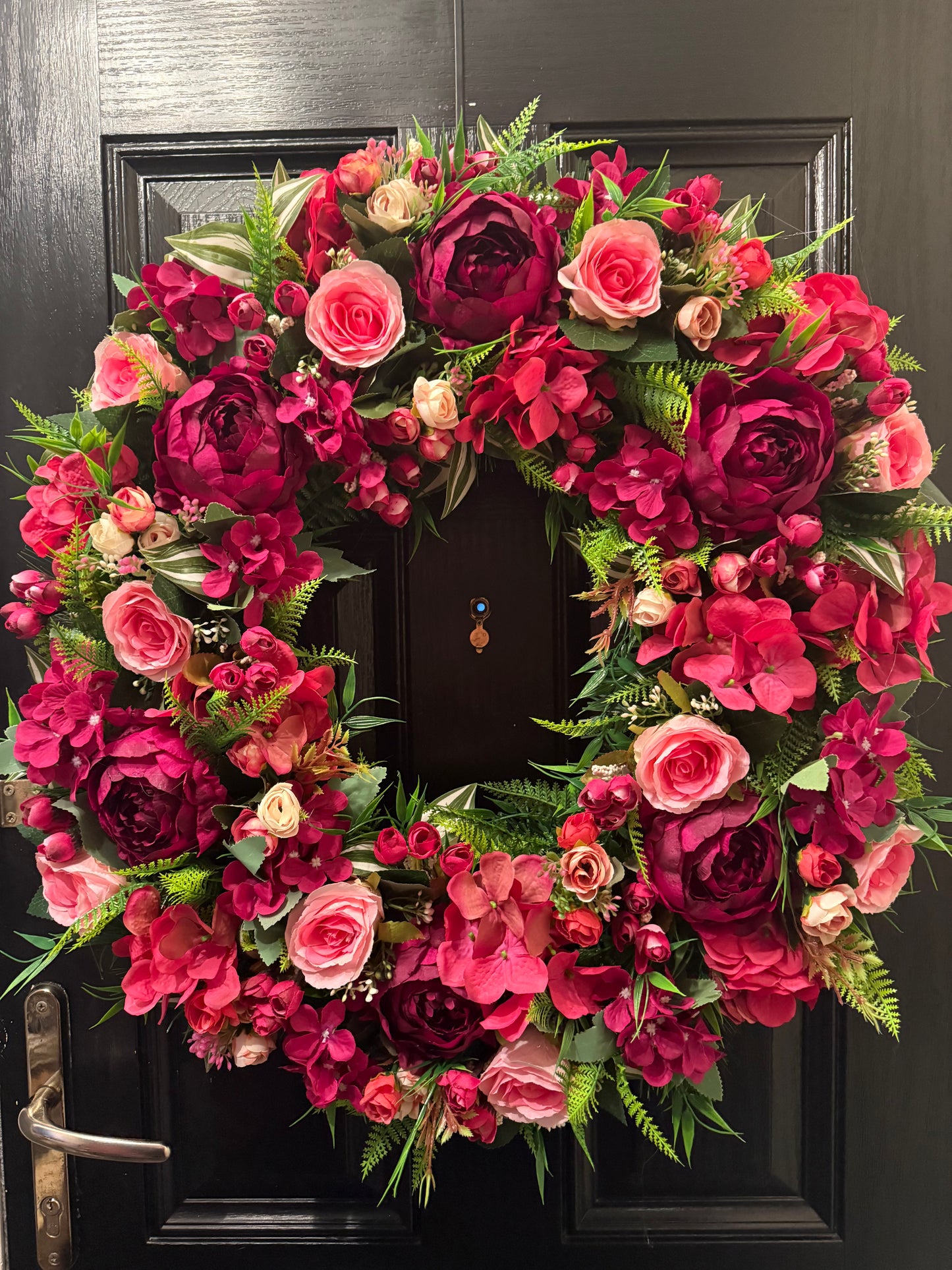 *MADE TO ORDER APRROX 10 WORKING DAYS FOR DISPATCH *** 65cm DELUXE DEEP PINKS MIX FOLIAGE WREATH