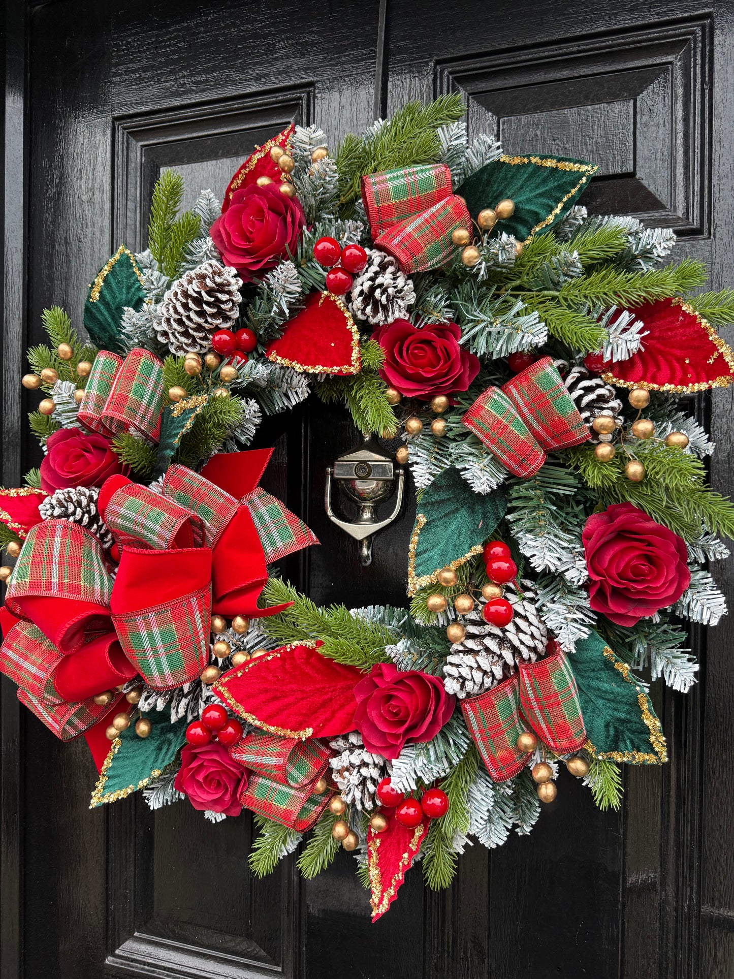60cm TARTAN TRADITIONAL RED GREEN GOLD MIXED WREATH