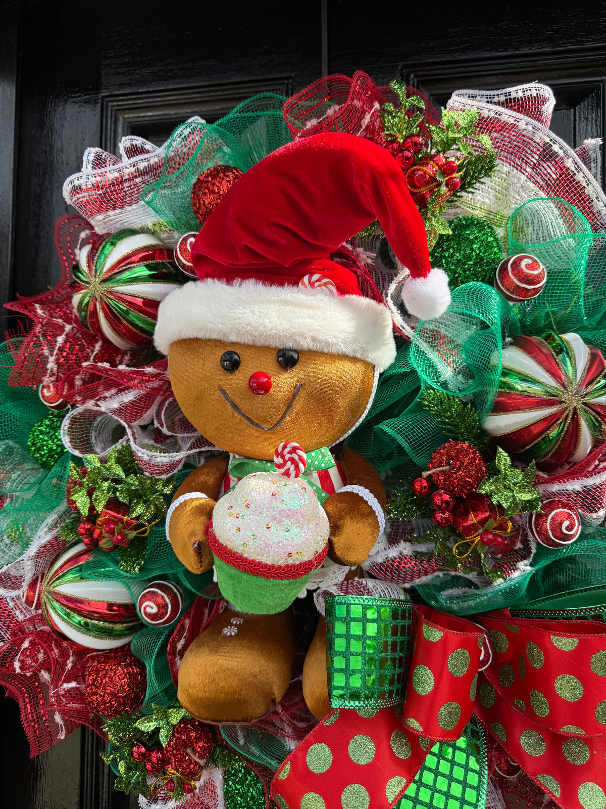 65cm DELUXE GINGEBREAD CANDYLAND WREATH