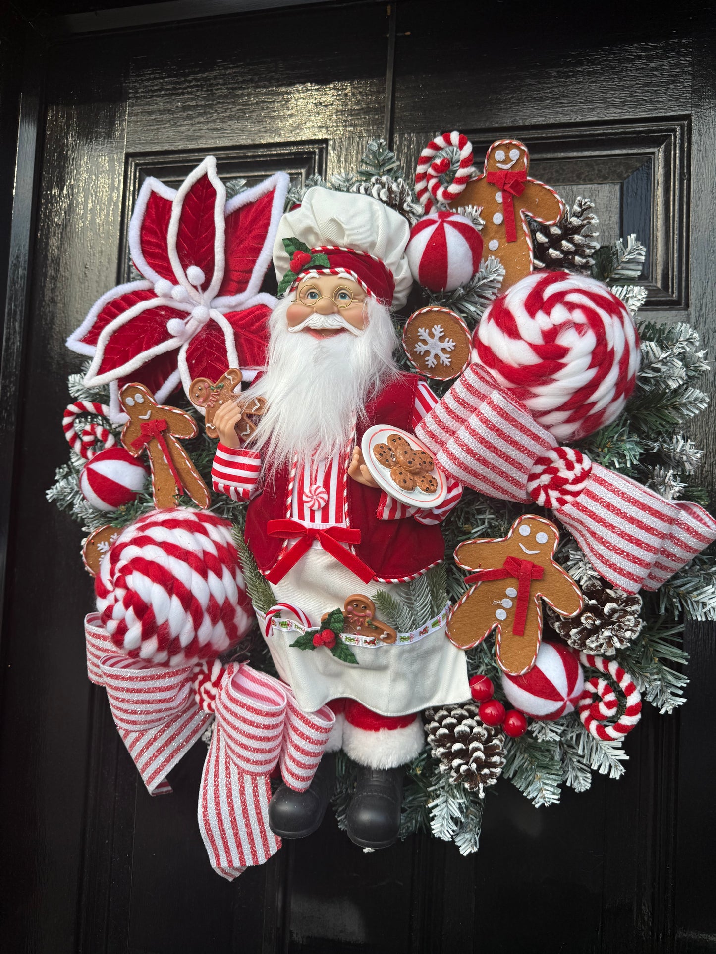 65cm SUPER DELUXE SANTA CANDY CANE LANE FULL WREATH