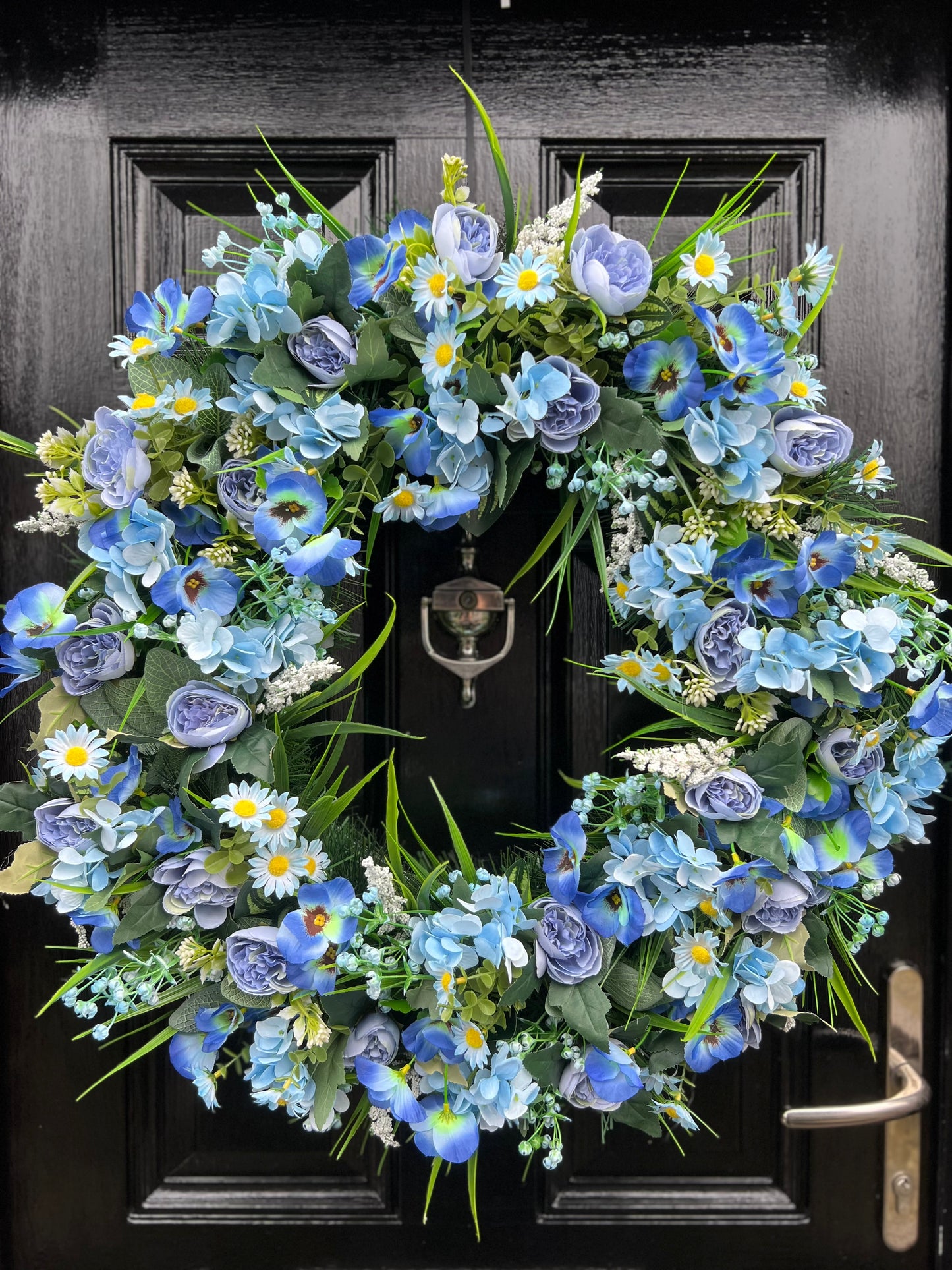 65cm BLUE SPRING MIX WREATH