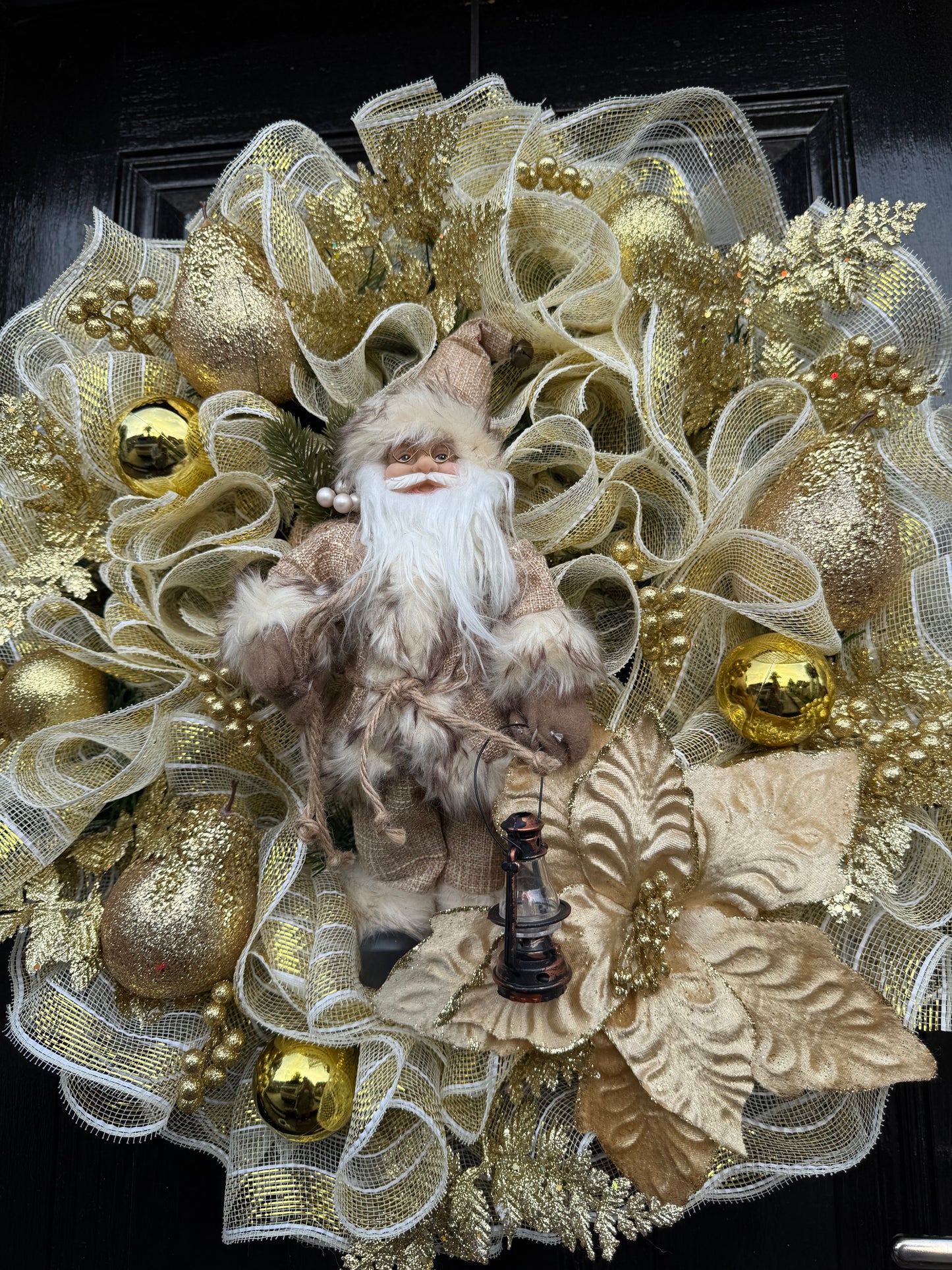 65cm DELUXE WINTER WONDERLAND GOLD SANTA WREATH - IMMEDIATE DESPATCH
