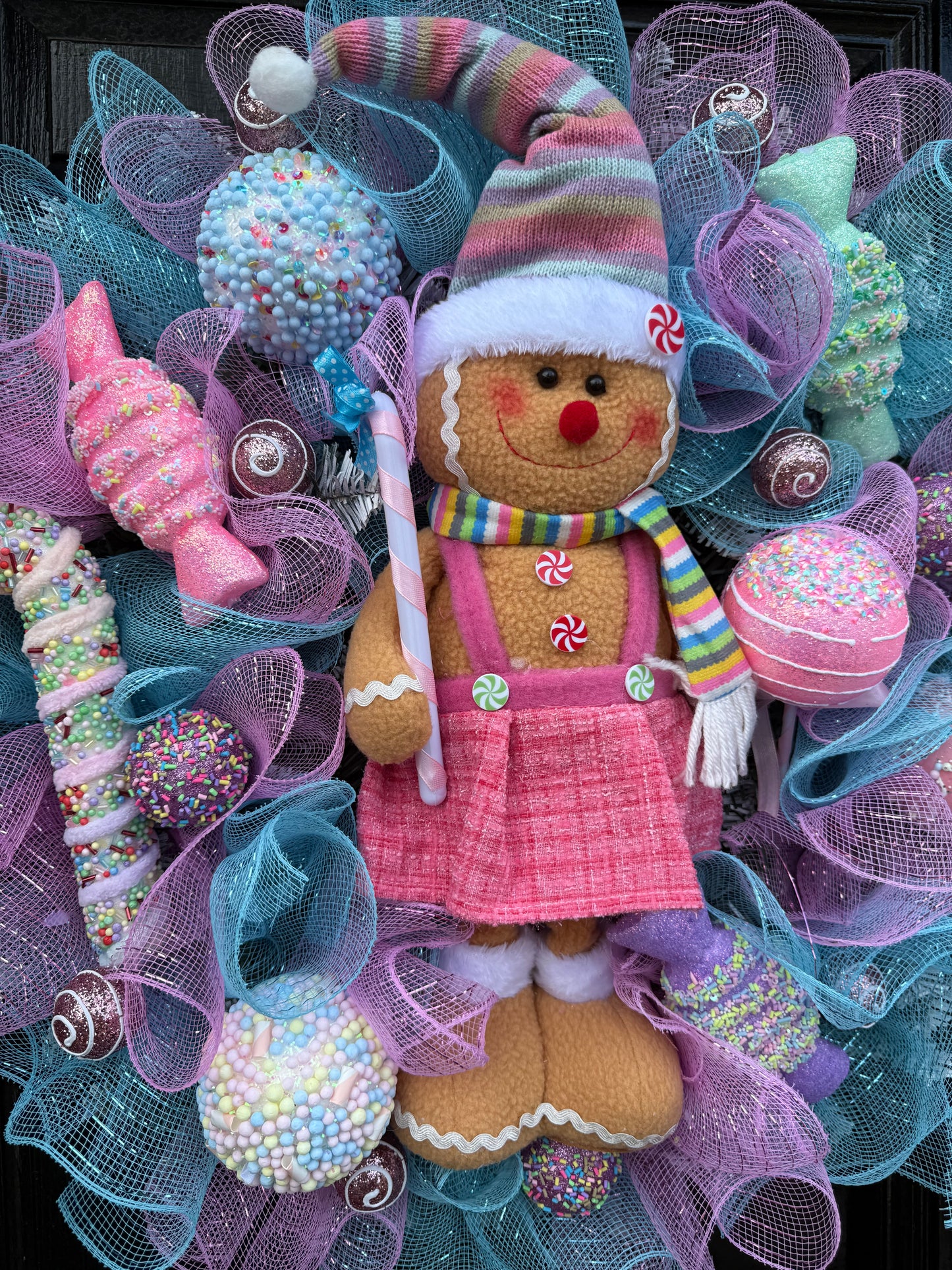 65cm DELUXE PASTEL GINGERBREAD WREATH - IMMEDIATE DISPATCH