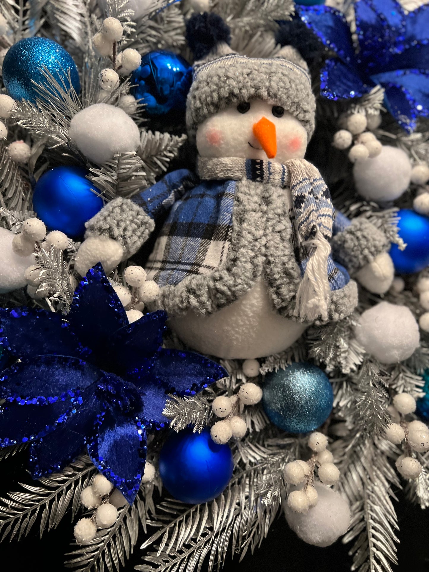 60cm SNOWMAN SNOWBALL BLUE/SILVER DELUXE WREATH - IMMEDIATE DESPATCH