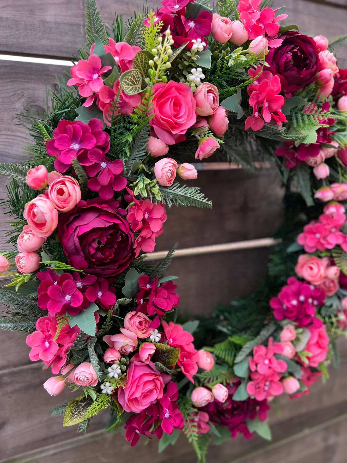 65cm PINKS DELUXE MIX WREATH