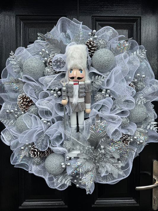 65cm SUPER DELUXE SILVER /WHITE SPARKLE NUTCRACKER BAUBLE FULL WREATH