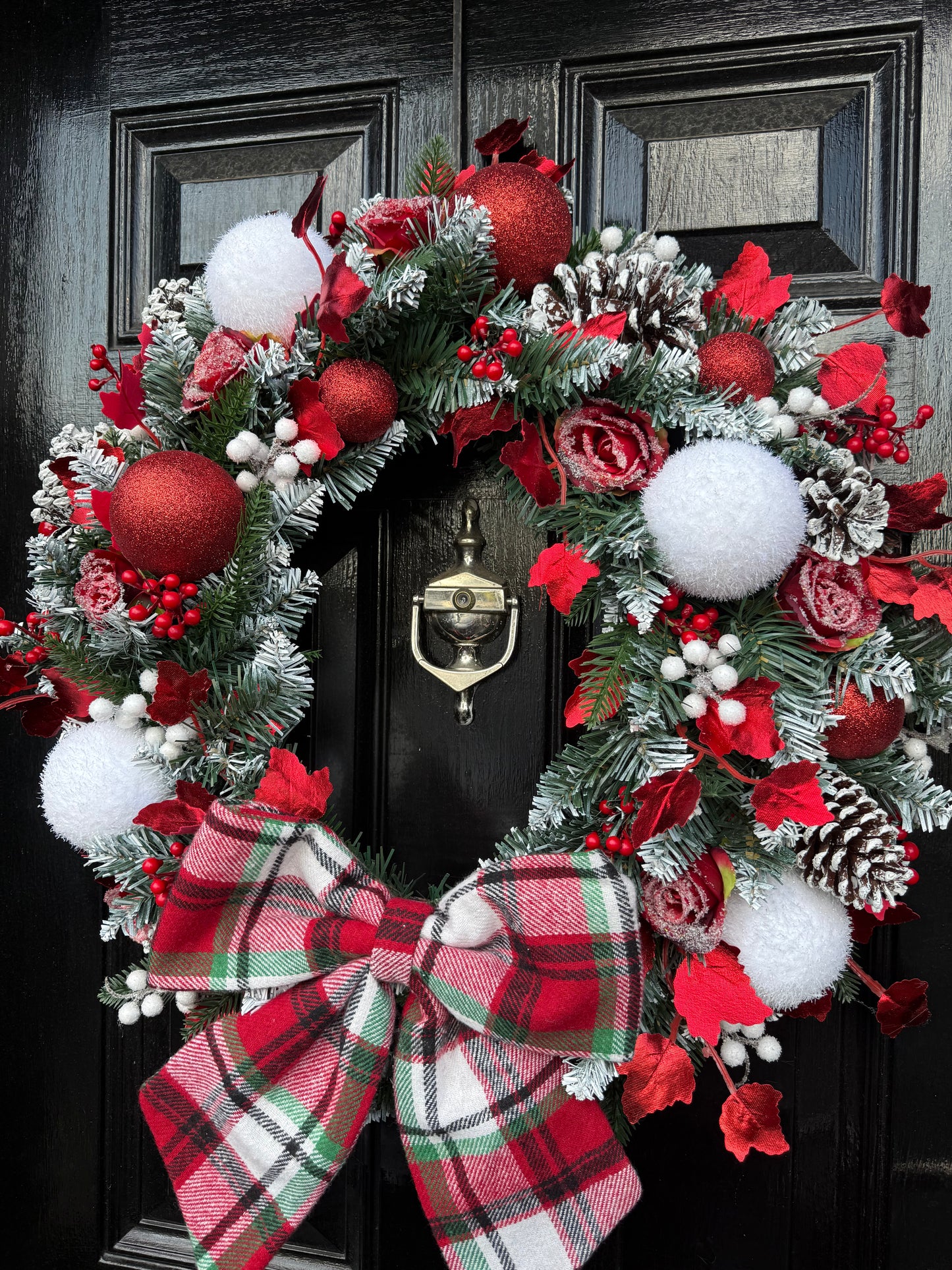 60cm TARTAN BOW TRADITIONAL WREATH - IMMEDIATE DESPATCH