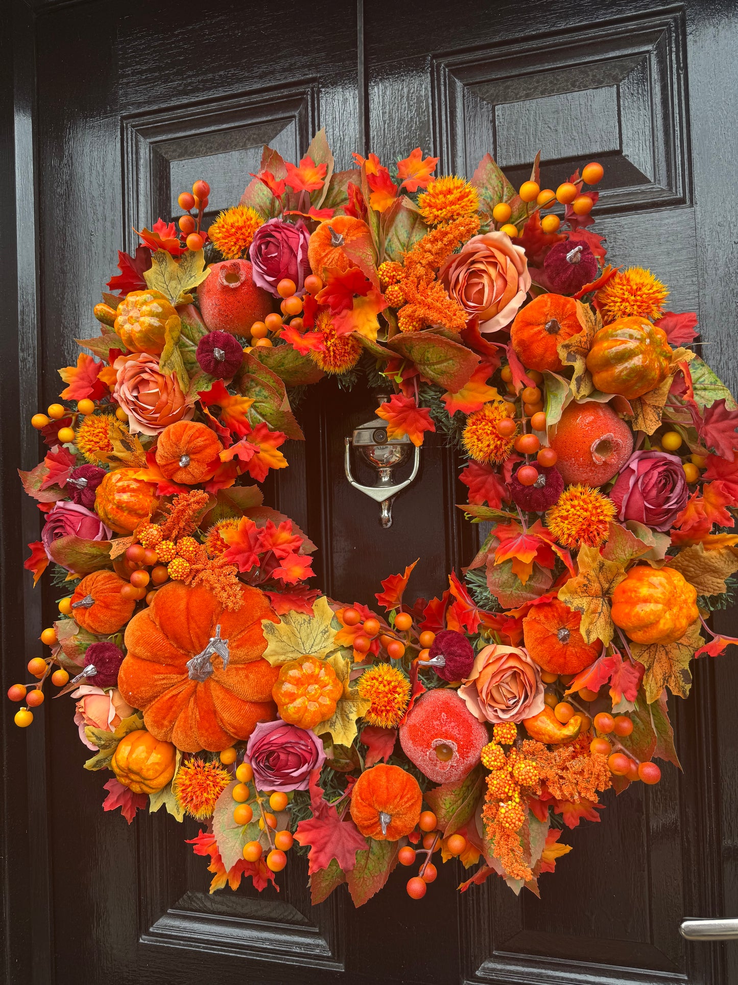 60cm DELUXE BURGUNDY & ORANGE PUMPKIN WOODLAND MIXED FOLIAGE AUTUMN WREATH