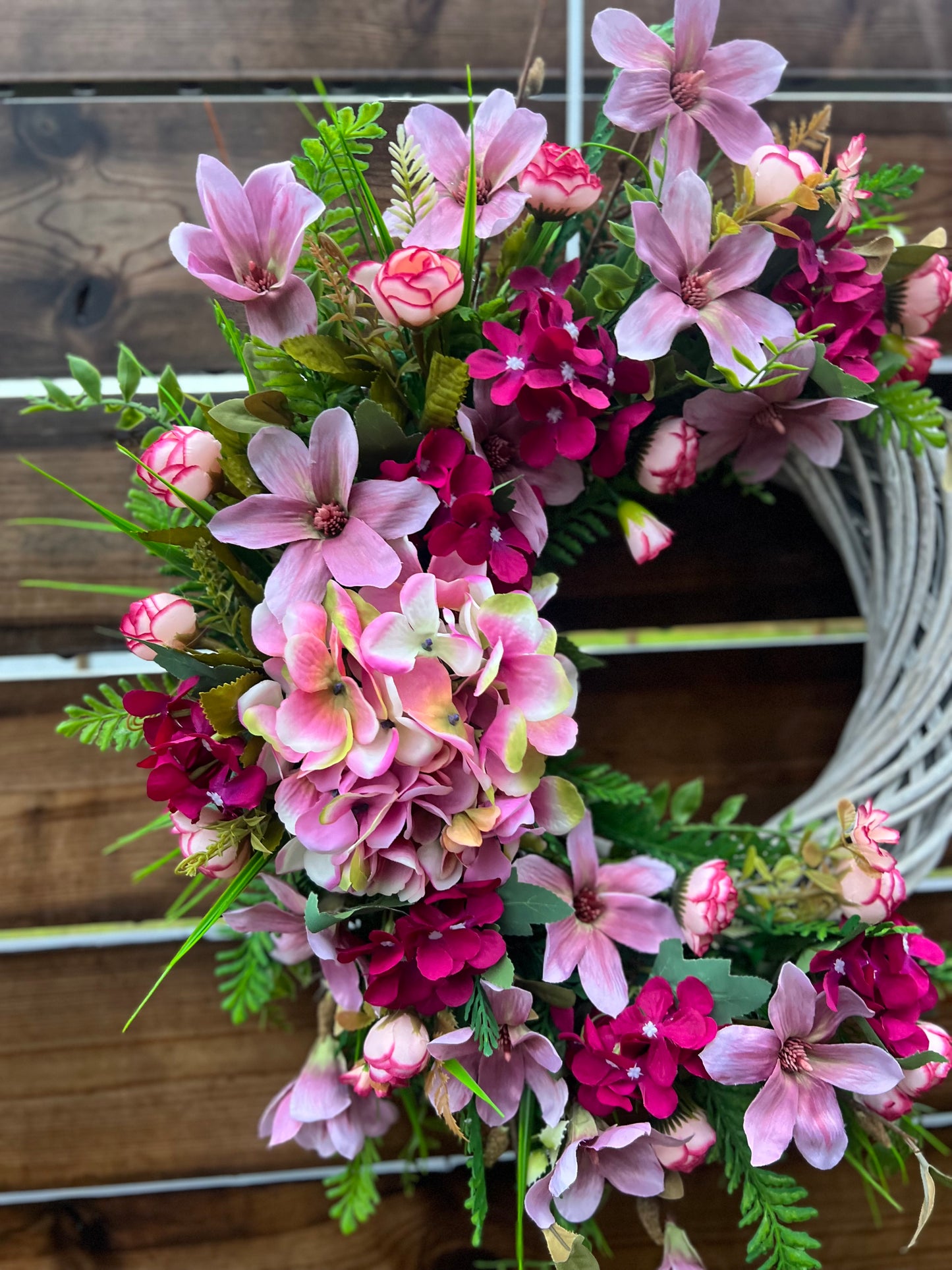 PINKS/FOLIAGE SPRING GREY WICKER WREATH