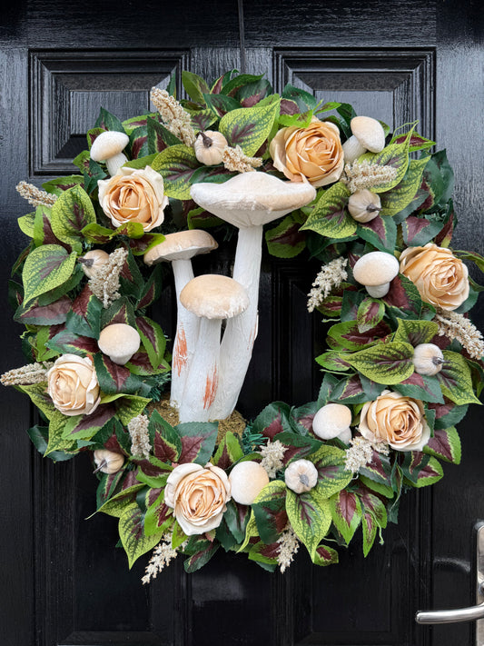 60cm DELUXE GIANT NEUTRAL IVORY TOADSTOOL  WOODLAND MIXED FOLIAGE AUTUMN WREATH