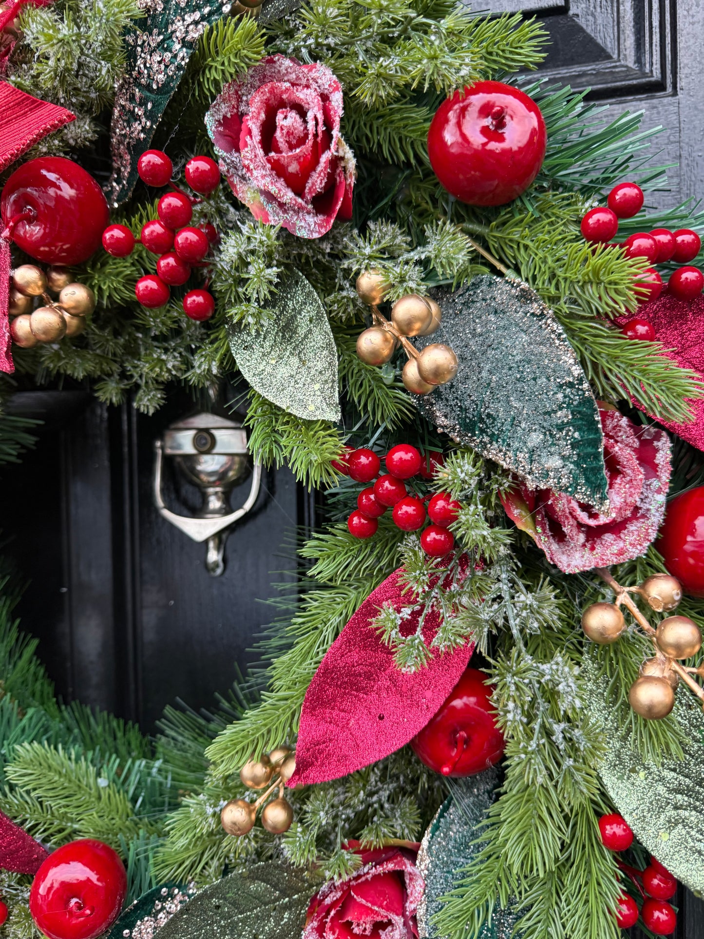 65CM DELUXE FOLIAGE RED/GREEN/GOLD TRADITIONAL FLOWER BURST  WREATH - IMMEDIATE DESPATCH