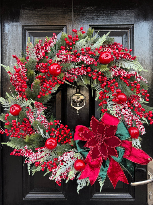 65cm DELUXE TRADITIONAL GREEN / RED POINSETTIA WREATH