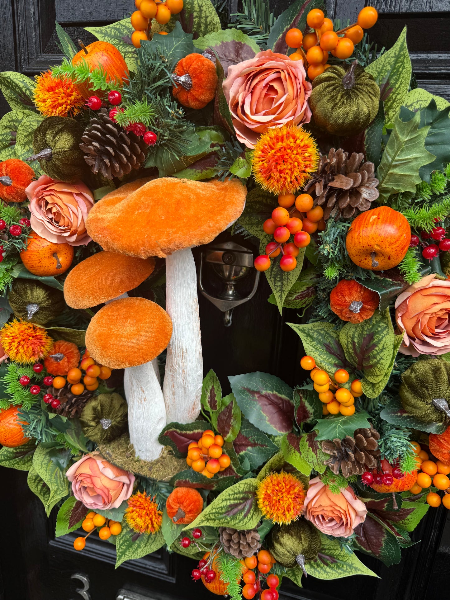 60cm DELUXE GIANT ORANGE TOADSTOOL  WOODLAND MIXED FOLIAGE AUTUMN WREATH