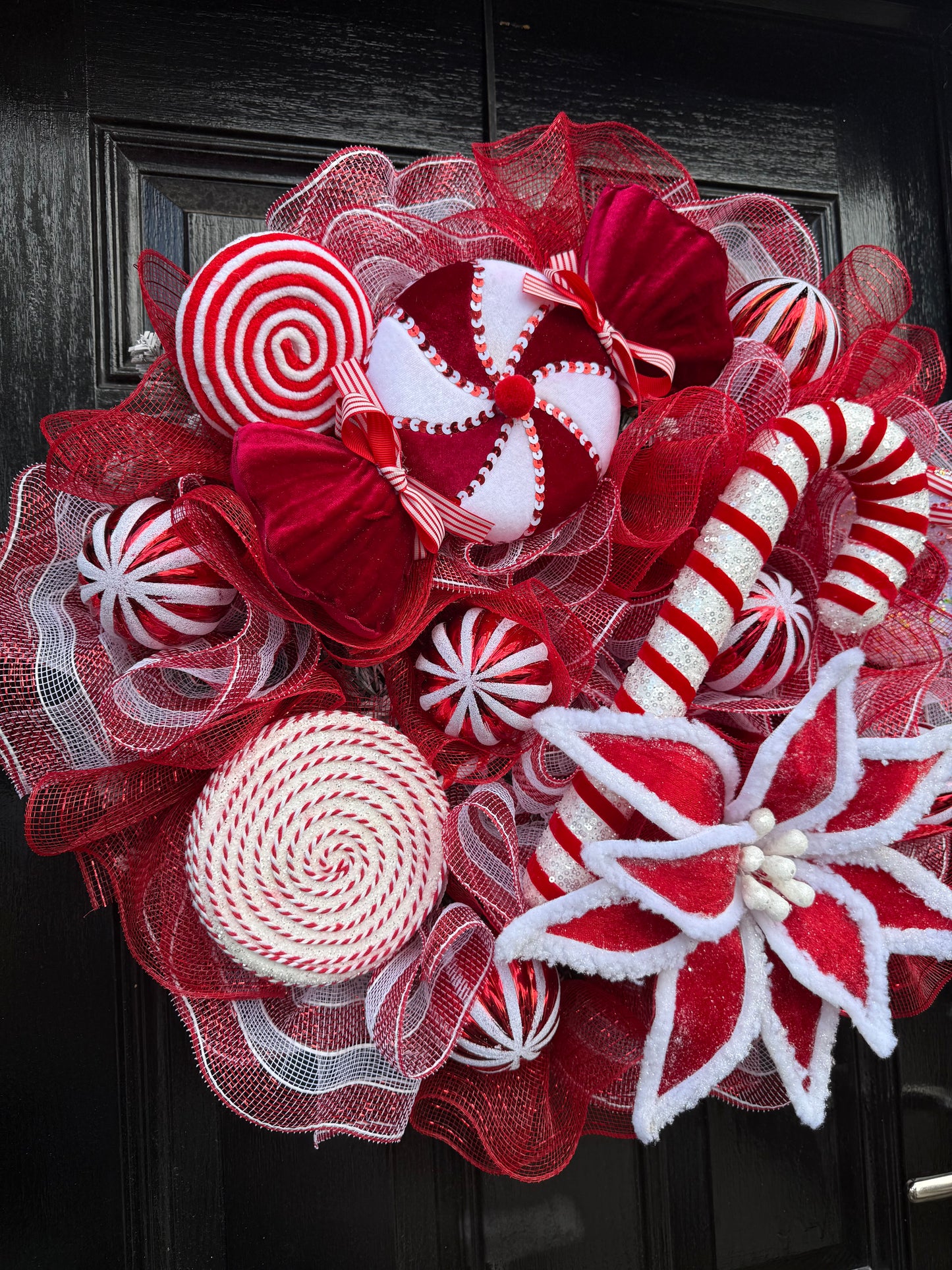 65cm DELUXE MIXED CANDY CANE WREATH - IMMEDIATE DESPATCH